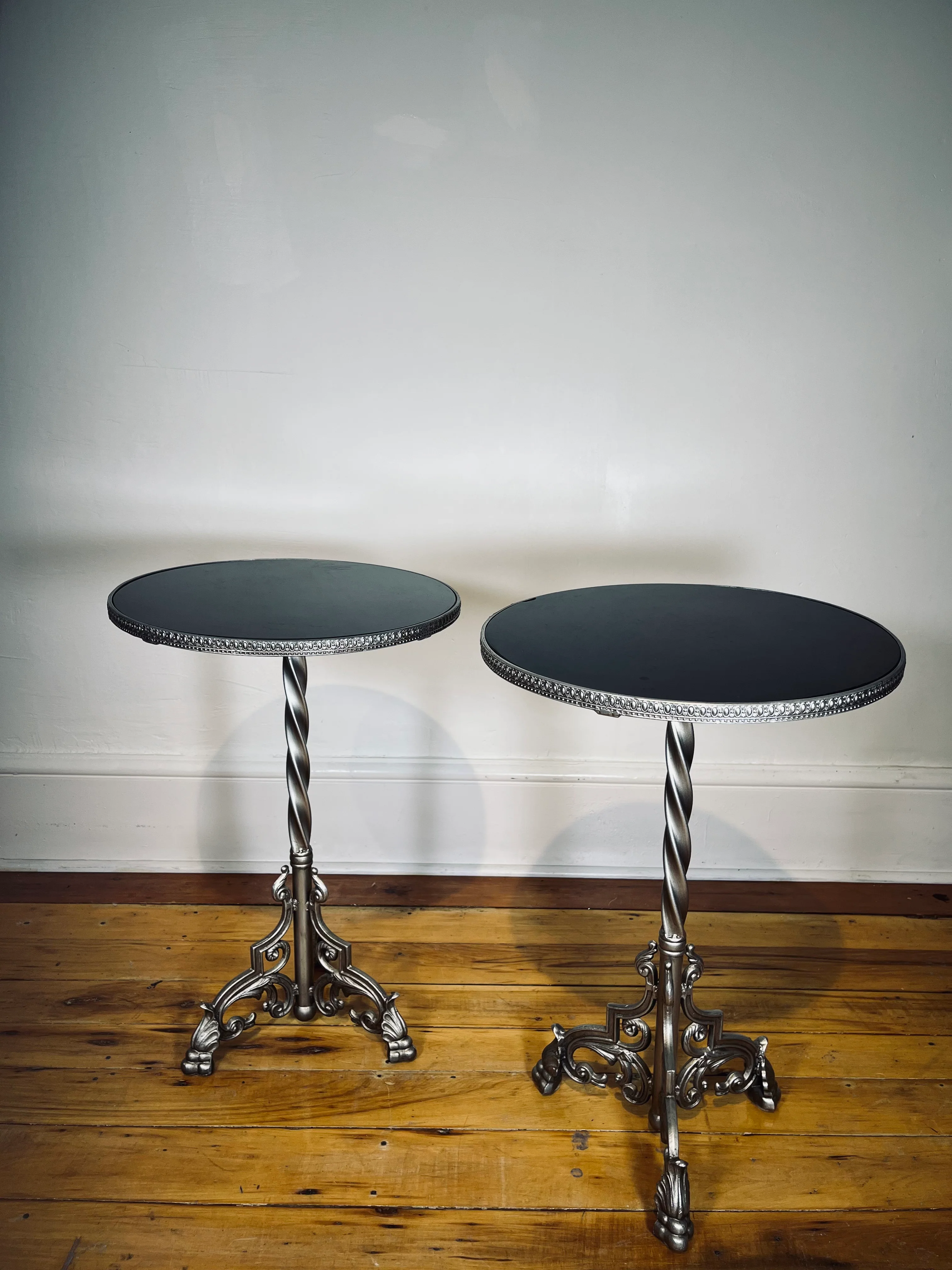 Metal Art Deco Table - Image 1
