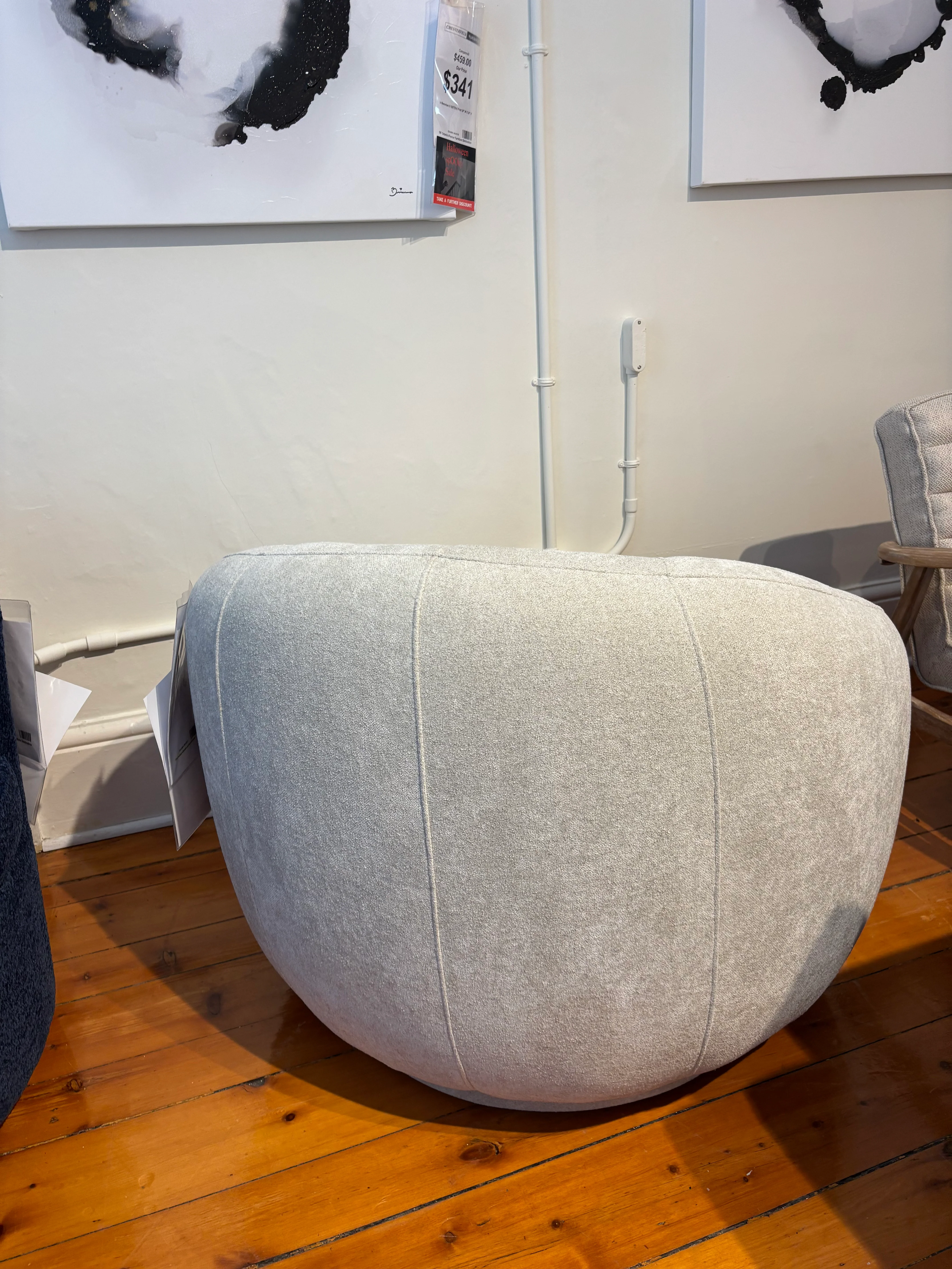 Curated 924 Swivel Chair - Image 3