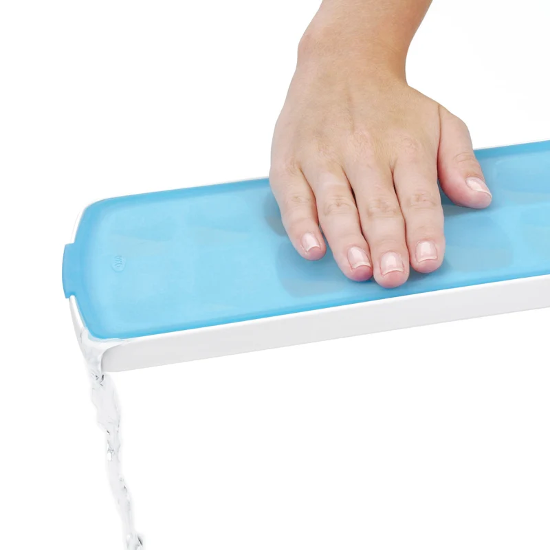 Ice Cube Tray with Silicone Lid - Image 2