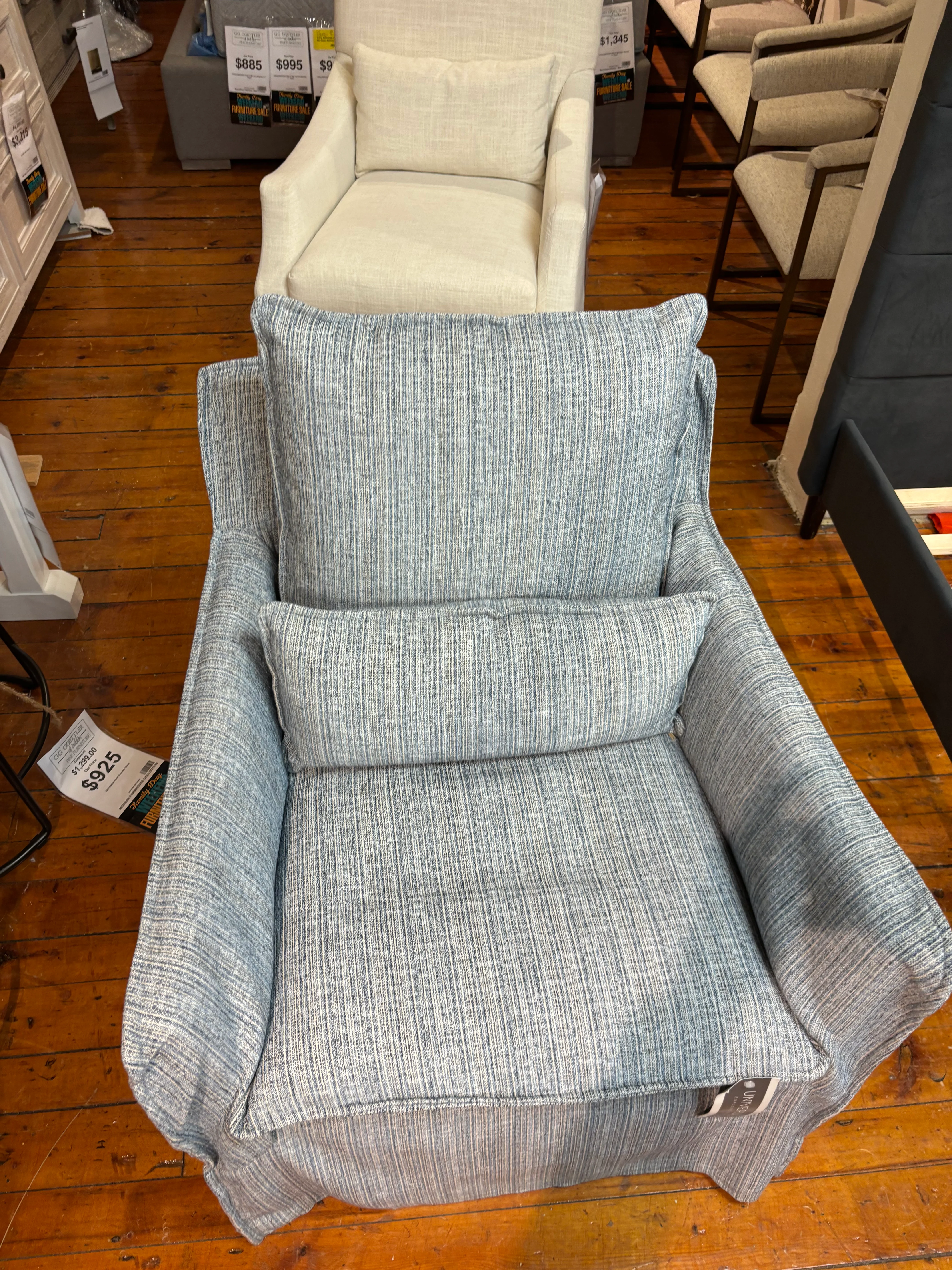 Curated 833573 Siesta Key Swivel Chair Indulge Indigo / 1x Kidney Cushion Indulge Indigo - Image 2