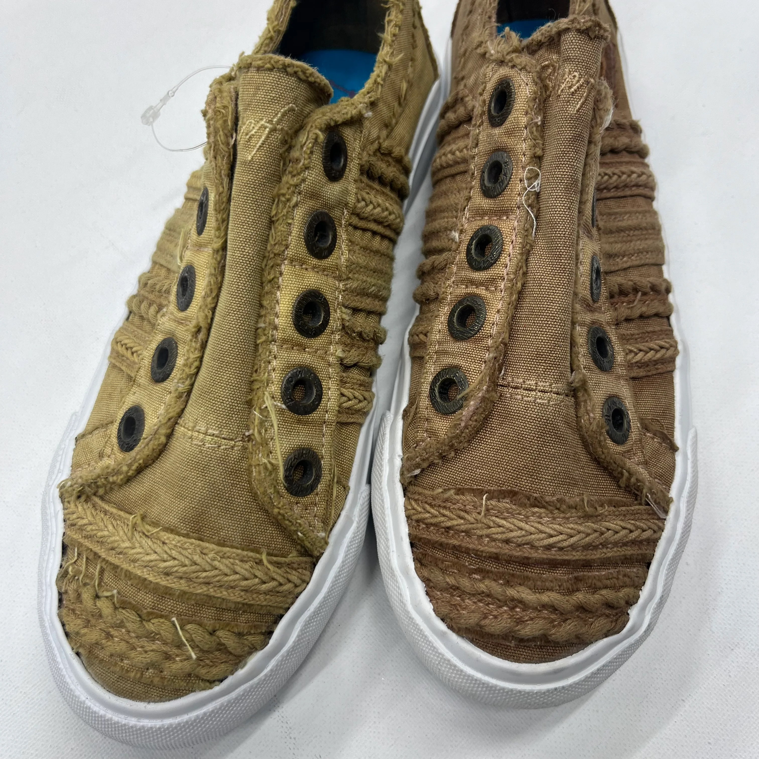 Shoes Flats Loafer Oxford By Blowfish  Size: 6 - Image 3