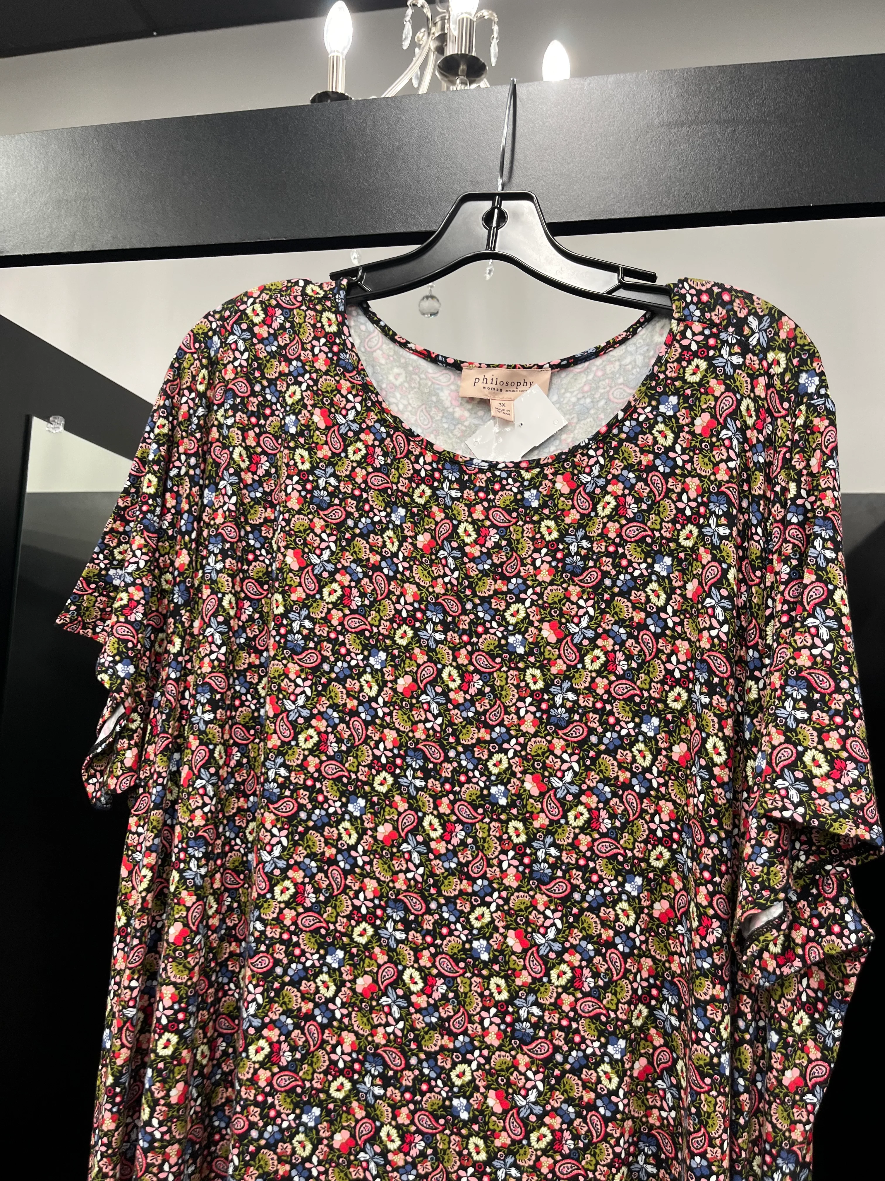 Floral Top Short Sleeve Philosophy NWT, Size 3x - Image 3