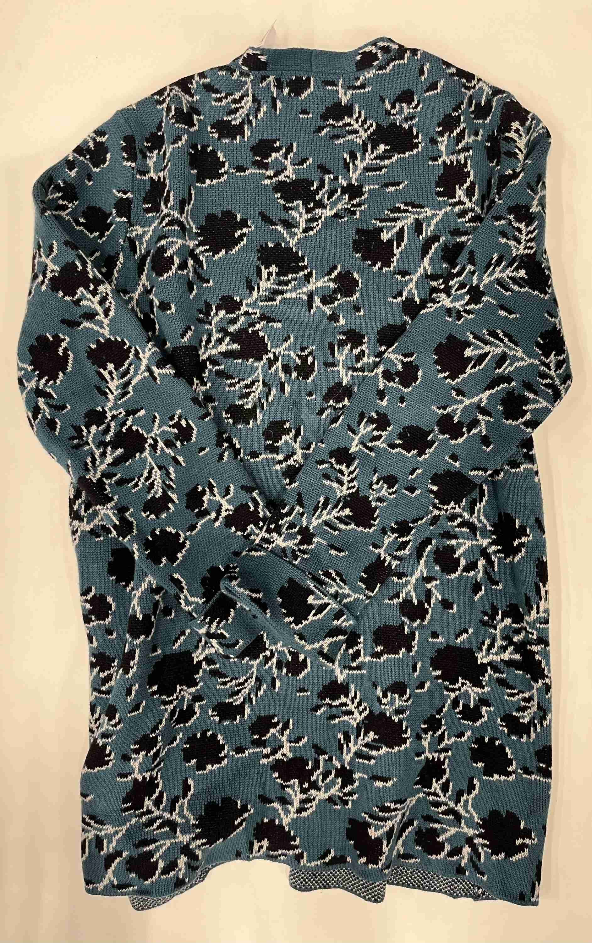 Sweater Cardigan By Daniel Rainn  Size: M - Image 2