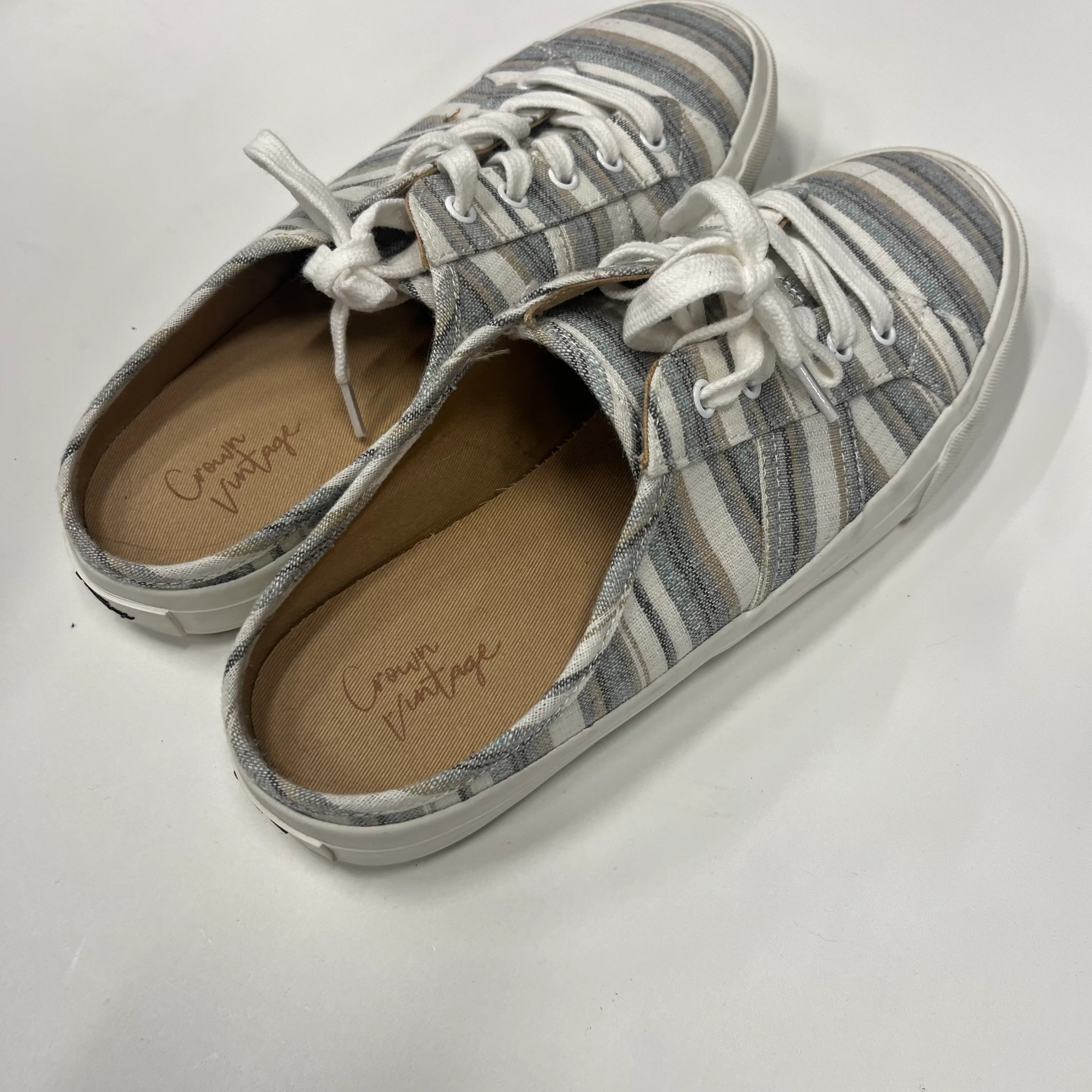 Shoes Flats Mule & Slide By Crown And Ivy  Size: 9 - Image 2