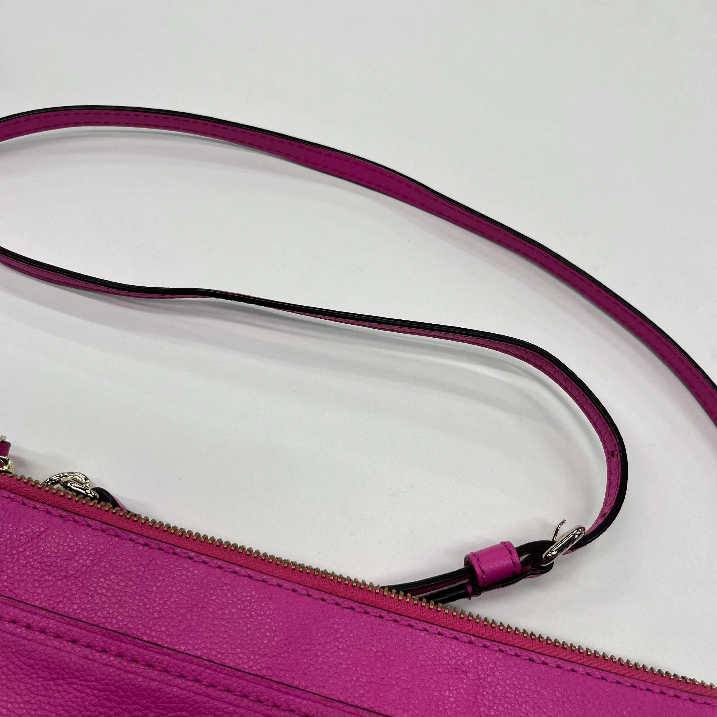 Handbag Designer Kate Spade, Size Medium - Image 3