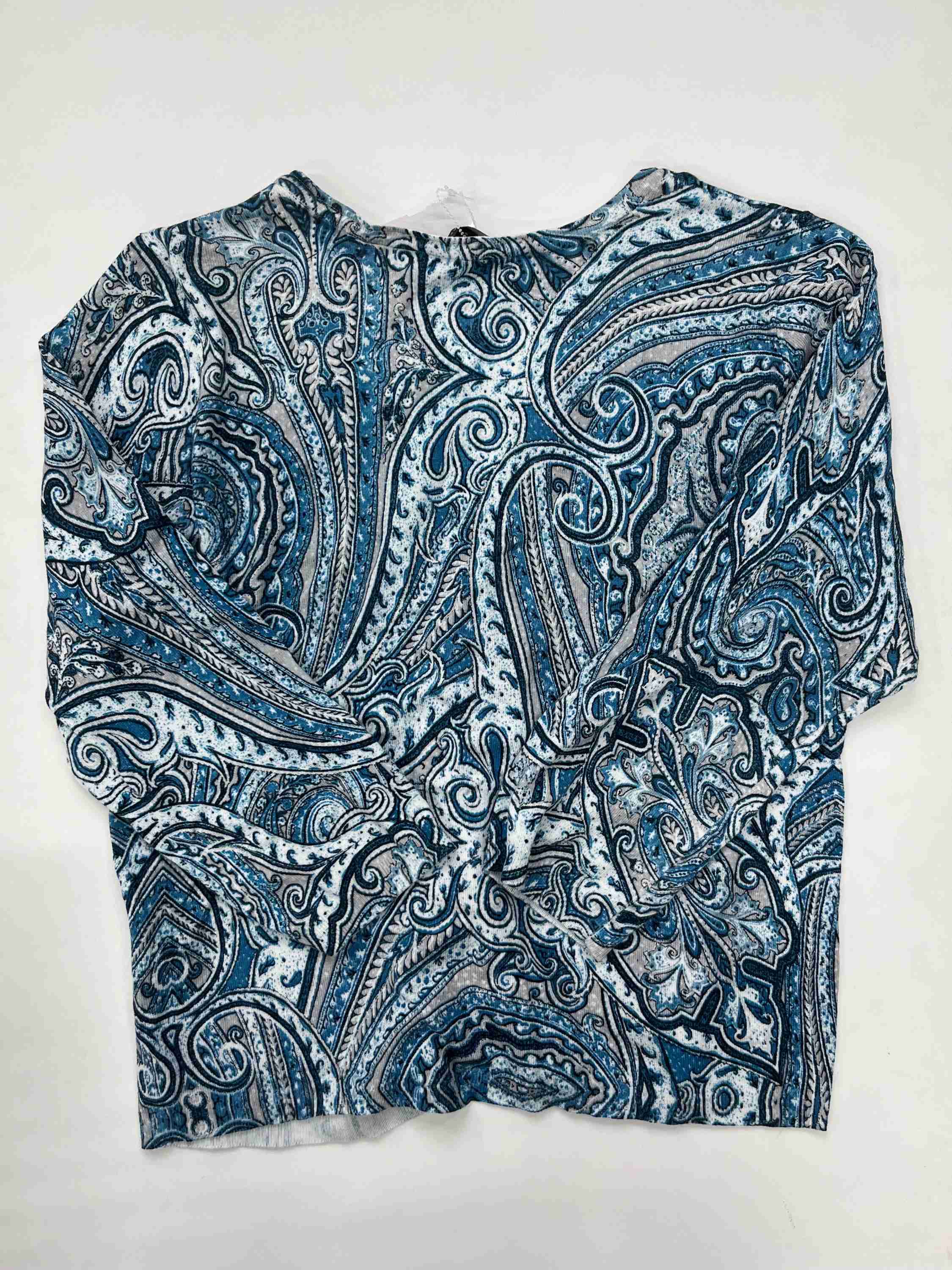 Cardigan By White House Black Market O  Size: Xl - Image 2