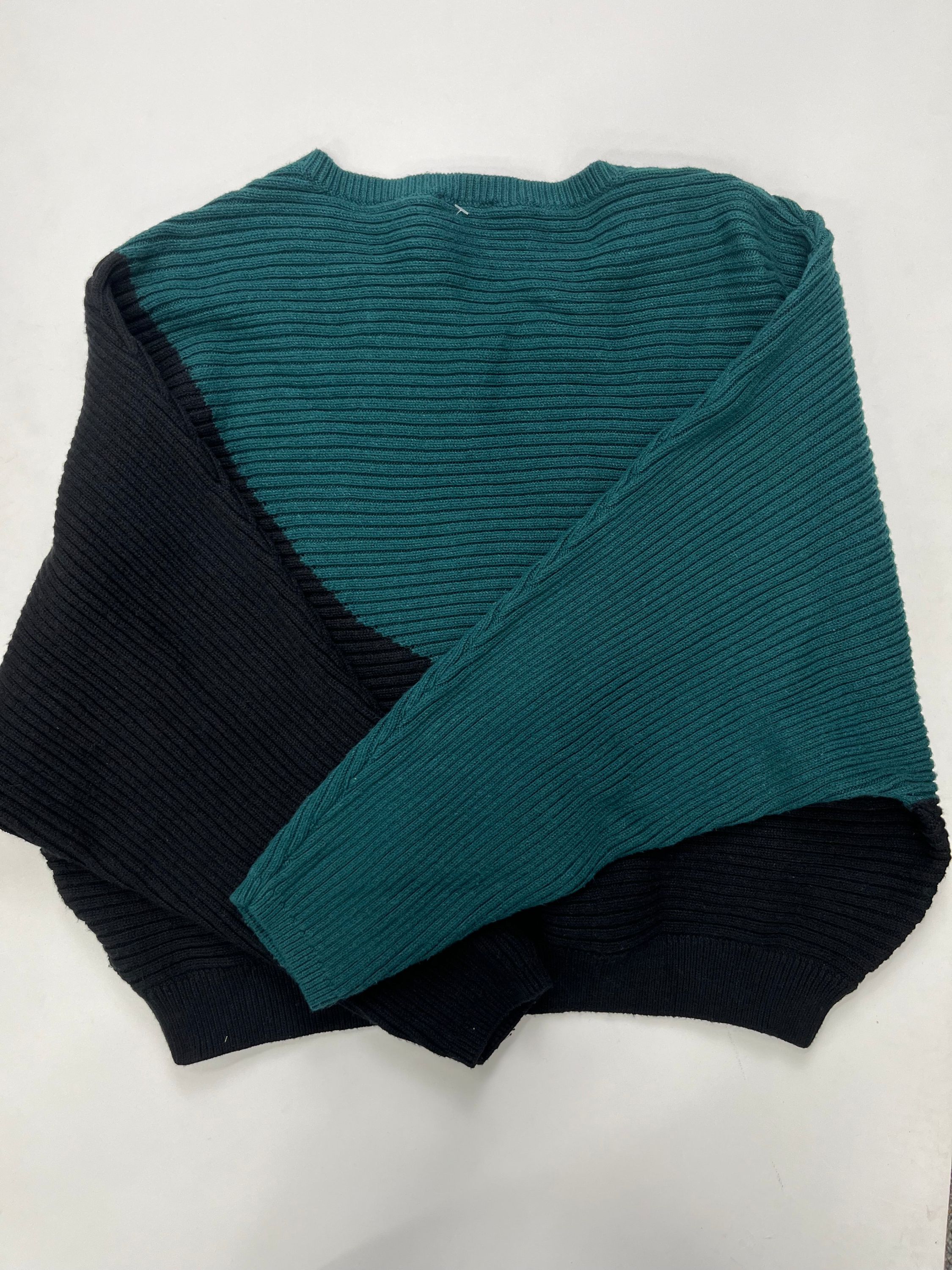 Sweater By Express  Size: L - Image 2