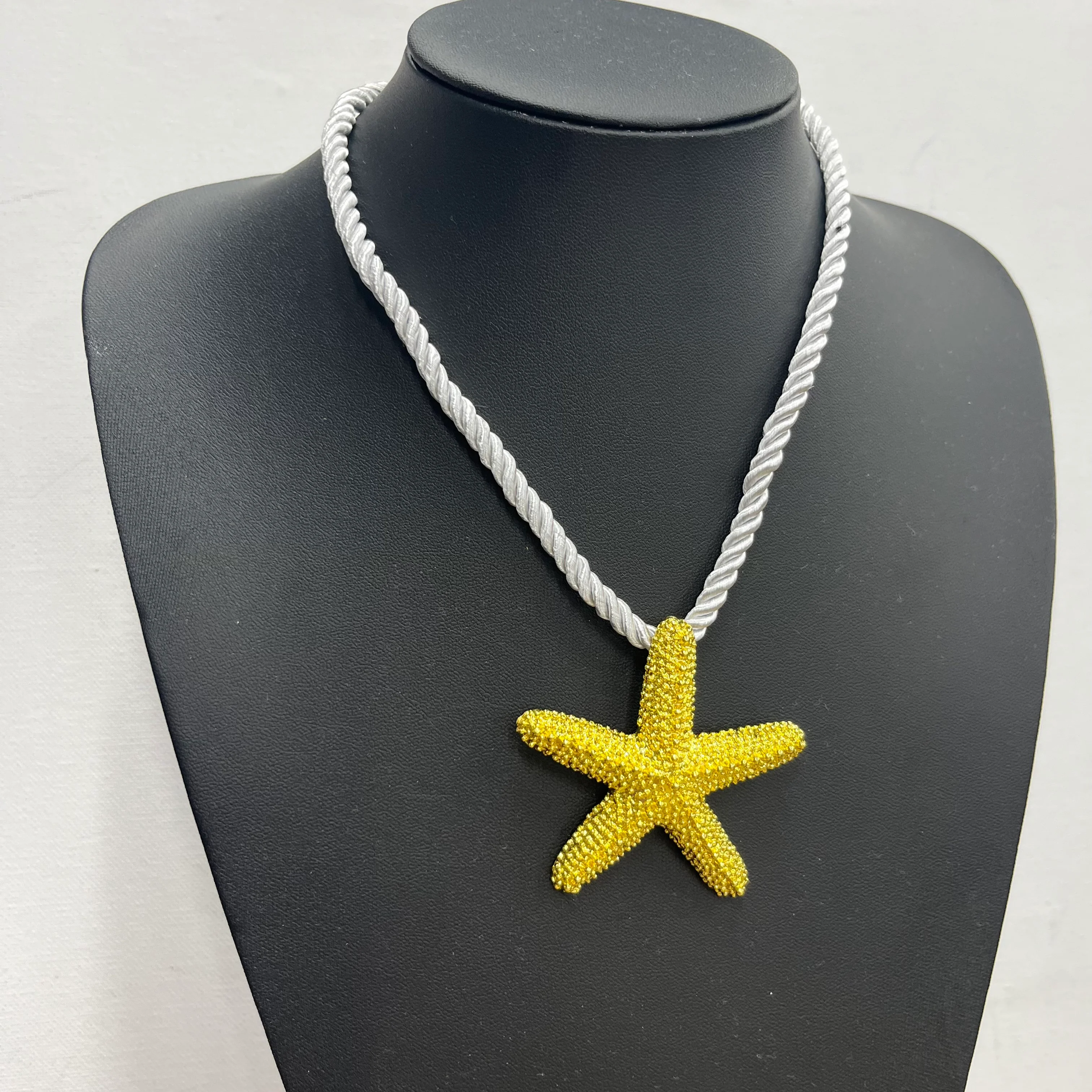 Necklace Pendant By Clothes Mentor - Image 2