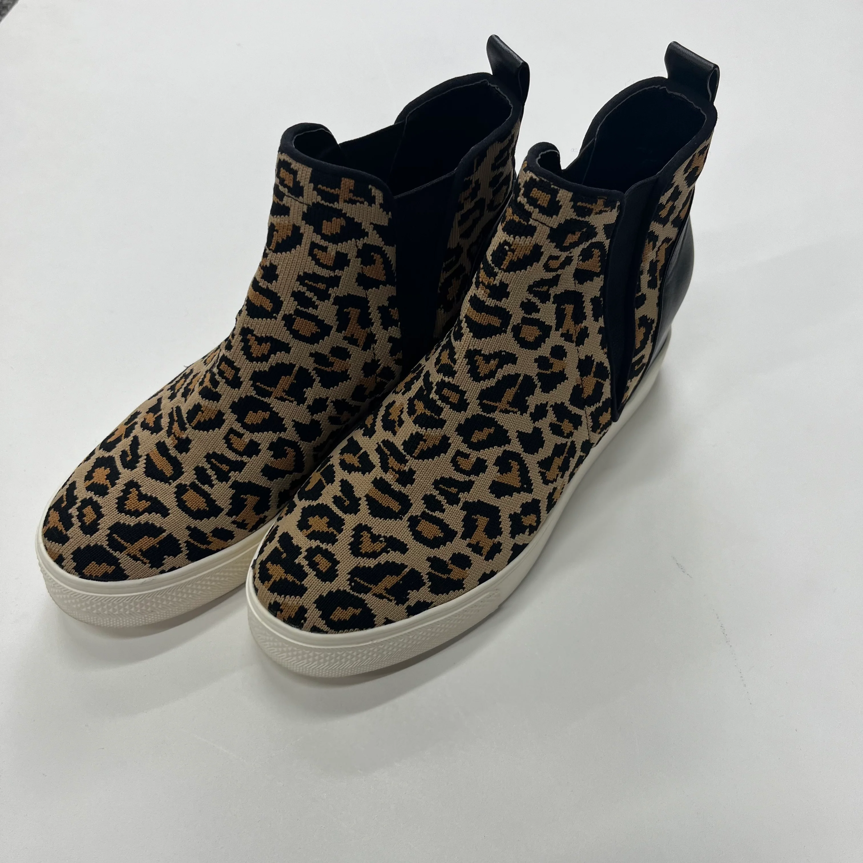 Boots Ankle Flats By Steve Madden  Size: 7.5 - Image 2