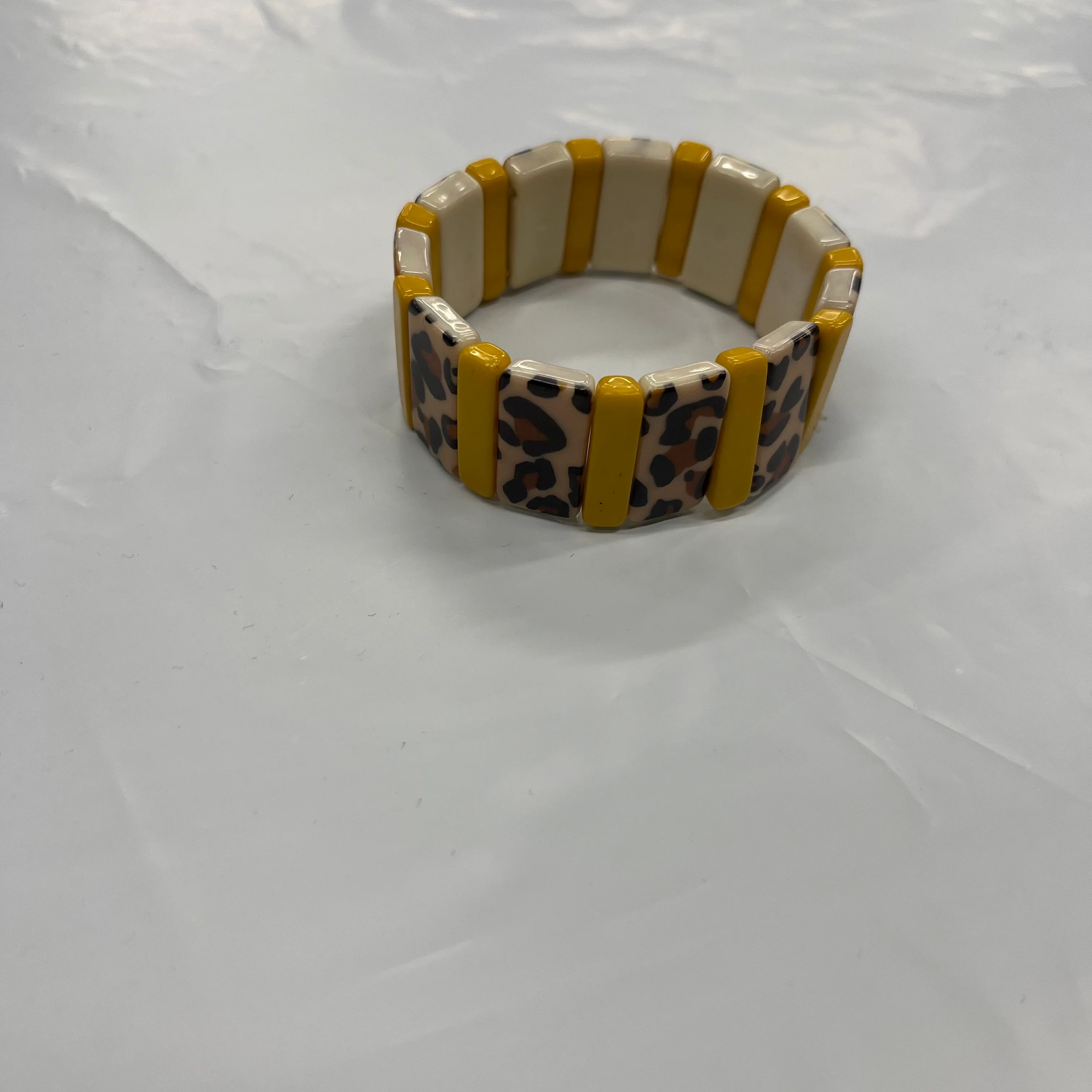 Bracelet Bangle By Clothes Mentor Acrylic Tile Stretch Bracelet - Image 2