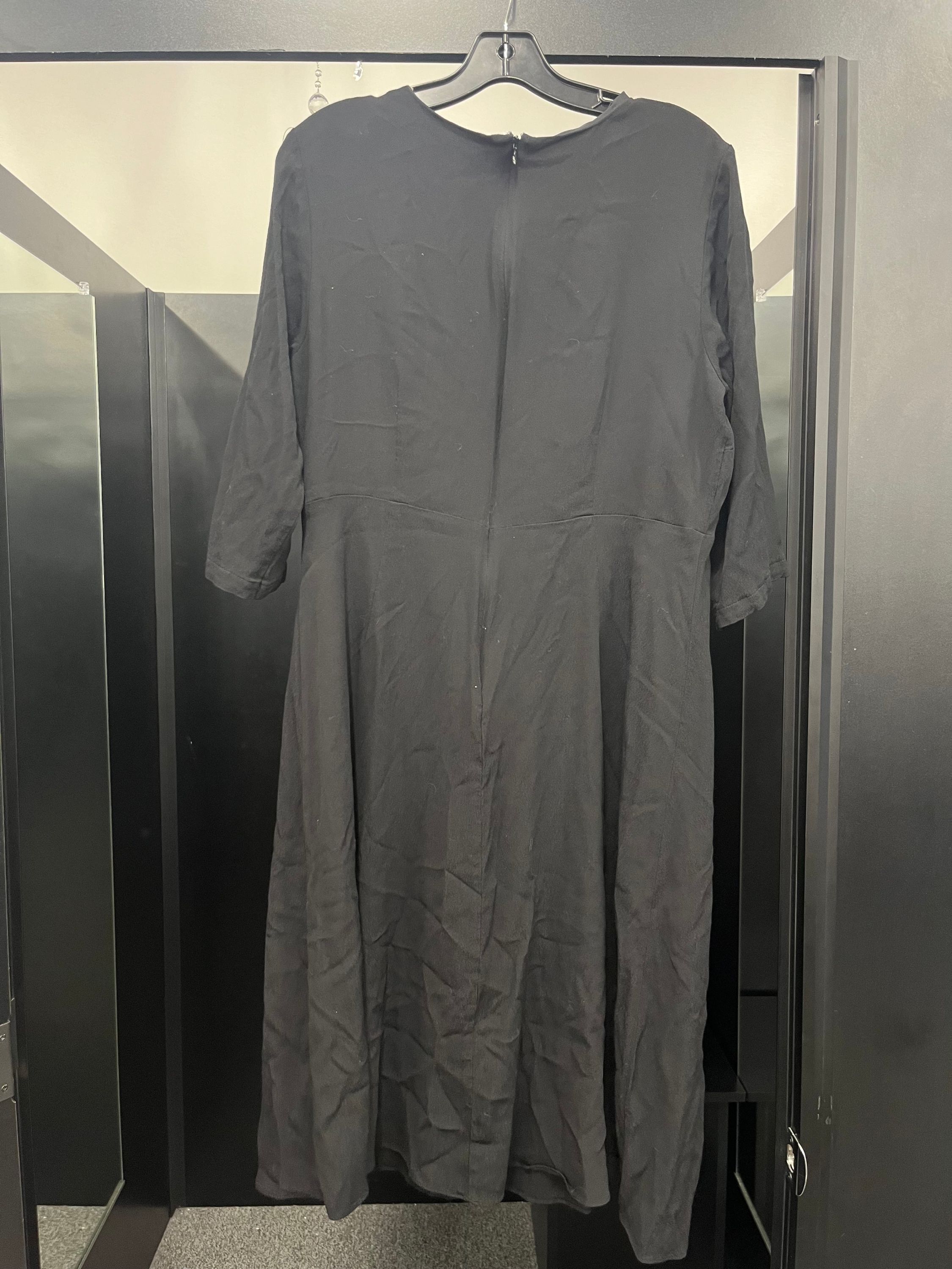 Black Dress Work Loft, Size L - Image 2