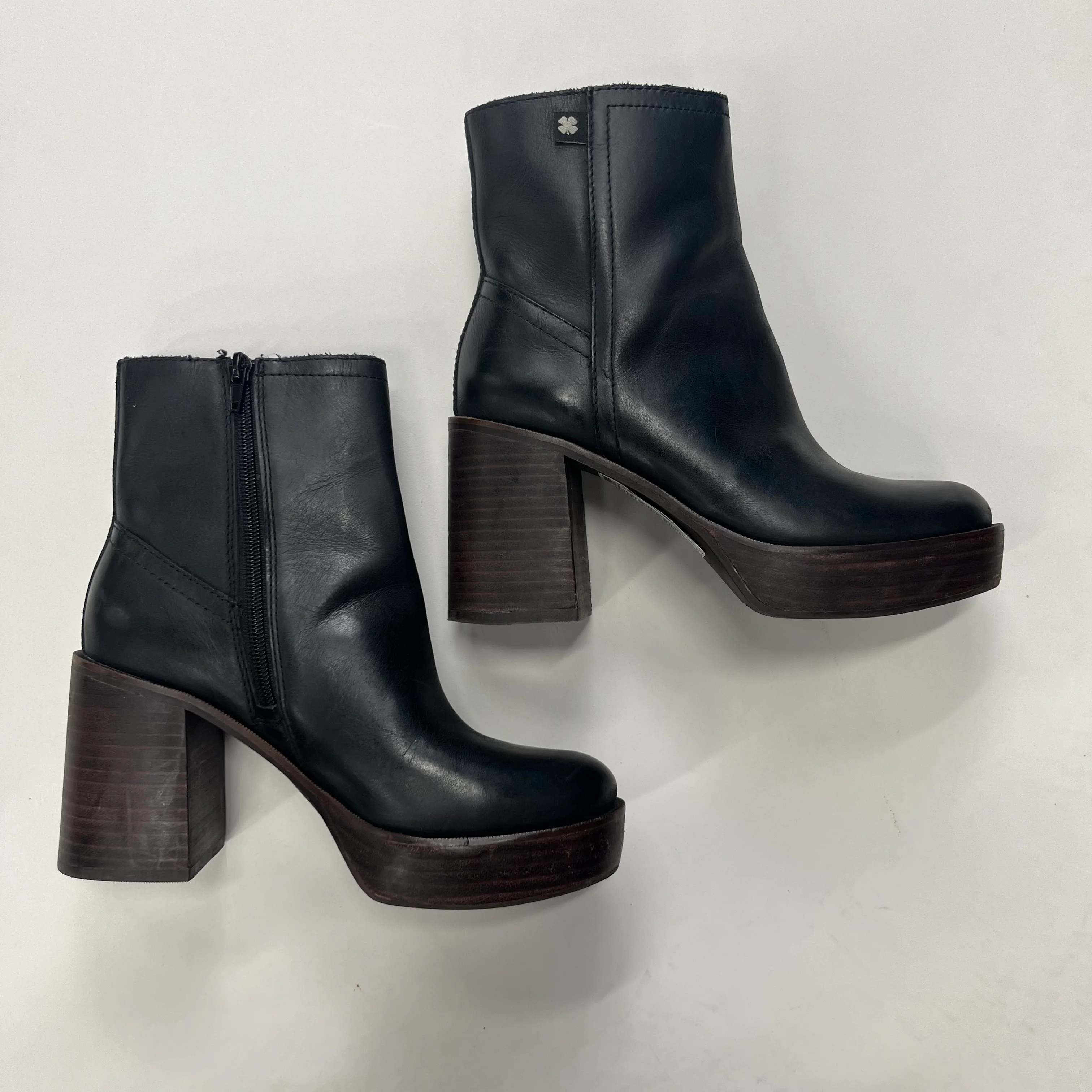 Black Boots Ankle Heels Lucky Brand, Size 6 - Image 3
