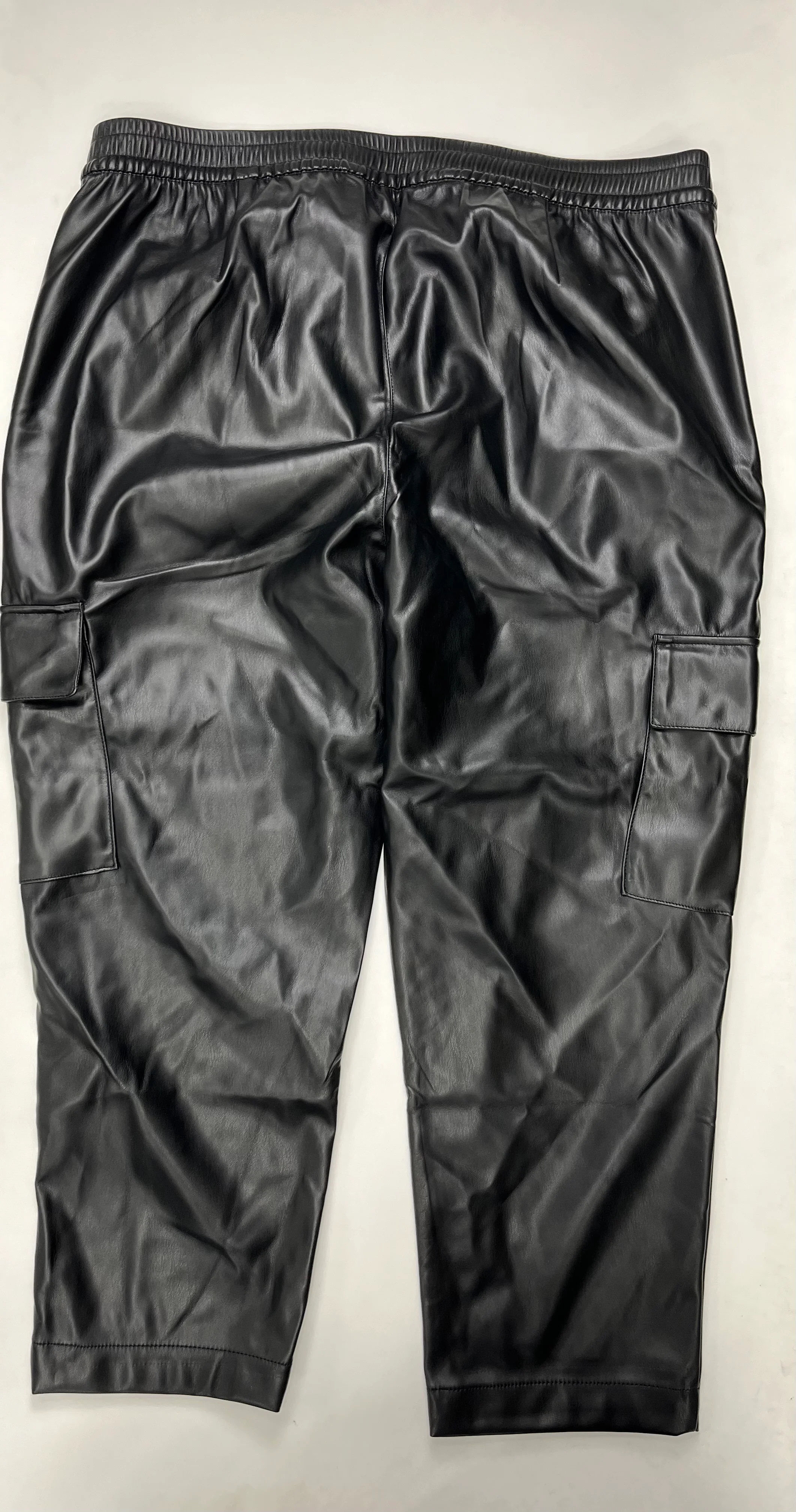 Black Pants Cargo & Utility Gap NWT, Size 8 - Image 2