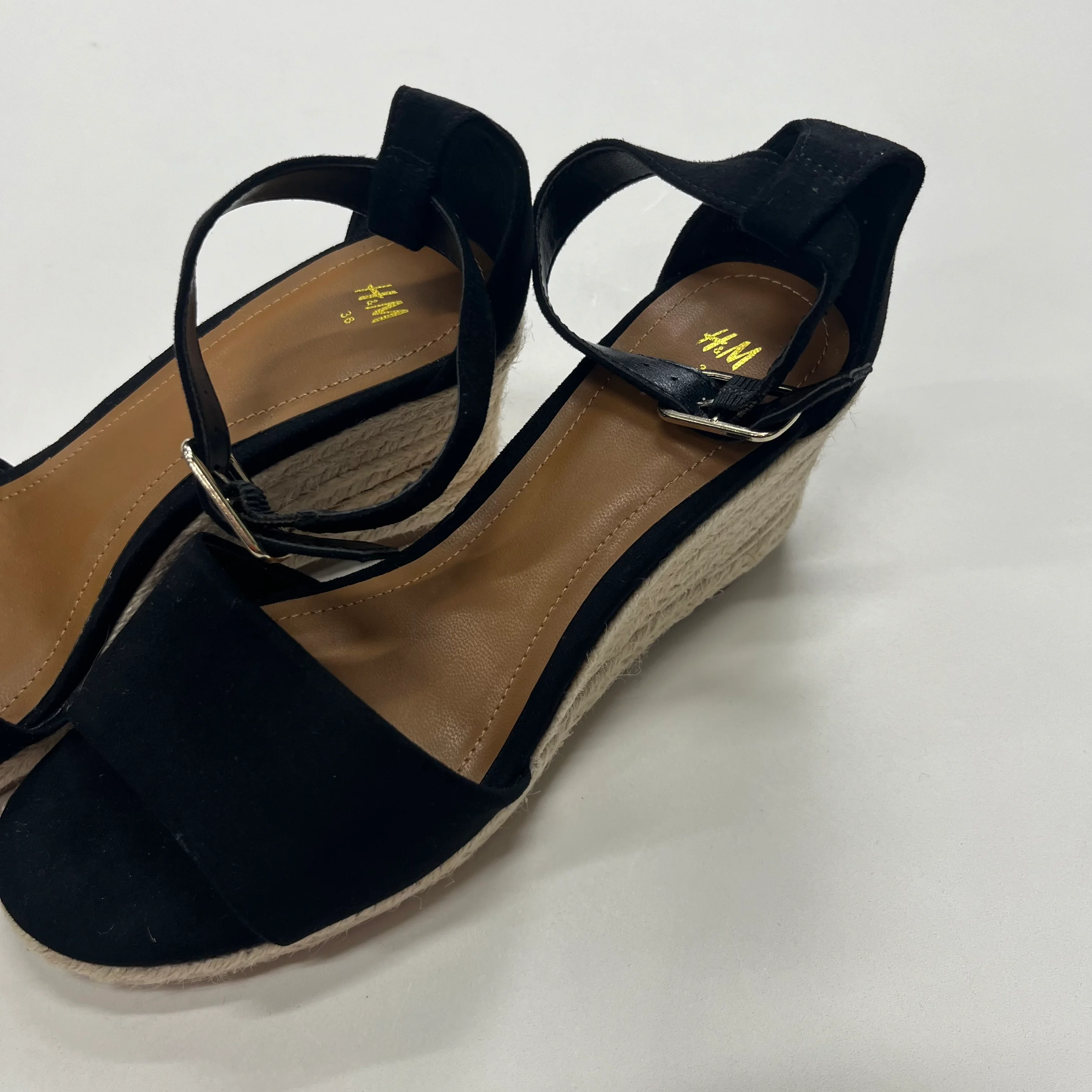 Black Shoes Heels Espadrille Block H&m, Size 5.5 - Image 3