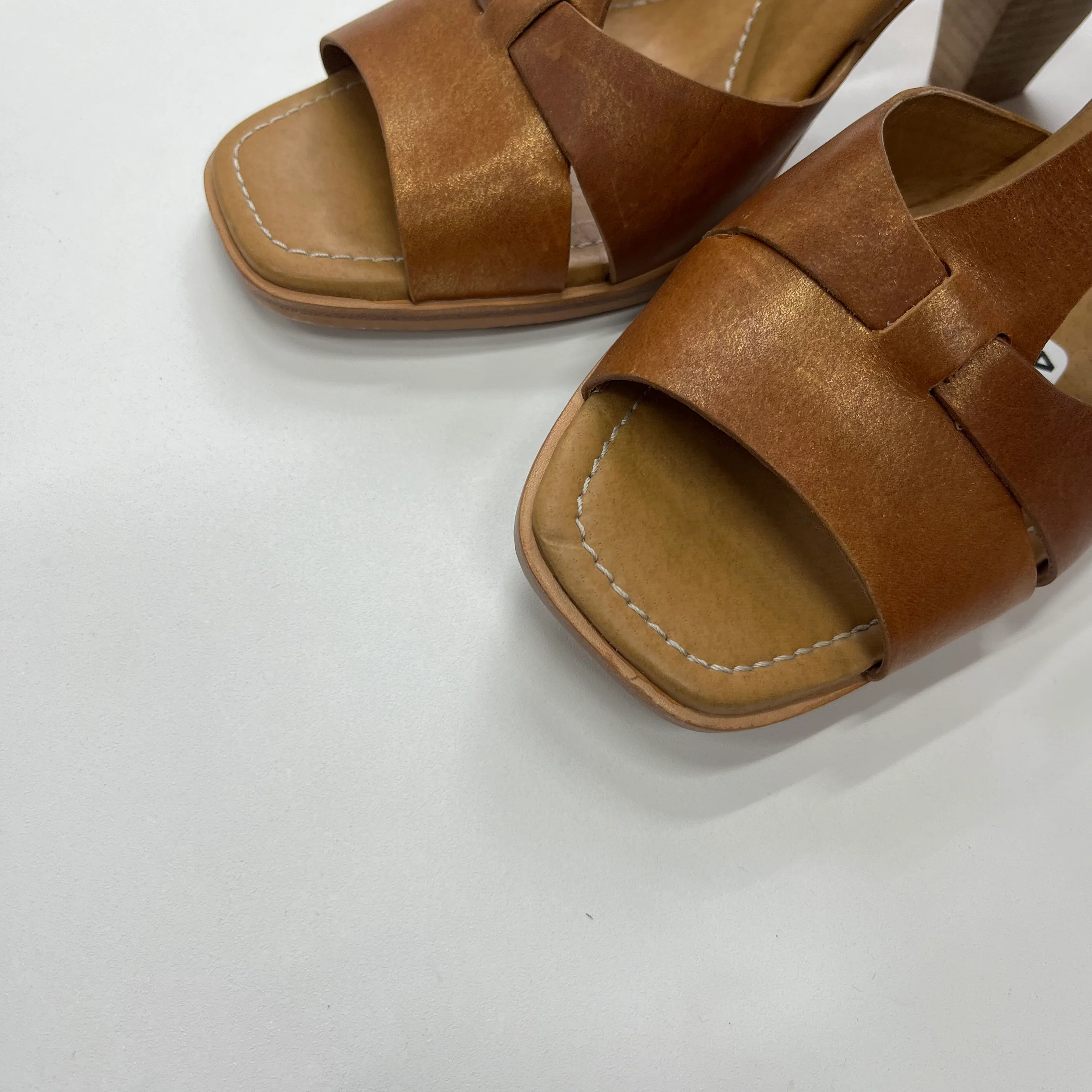 Brown Sandals Heels Block Fossil, Size 8.5 - Image 2