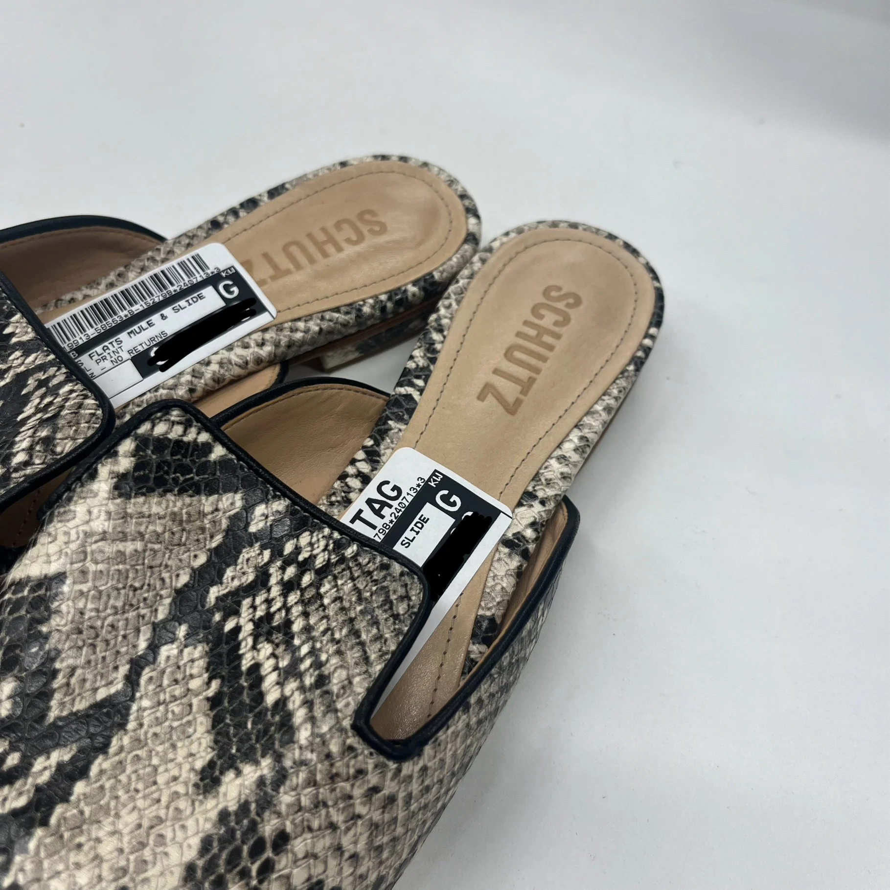 Animal Print Shoes Flats Mule & Slide Schutz, Size 7 - Image 3