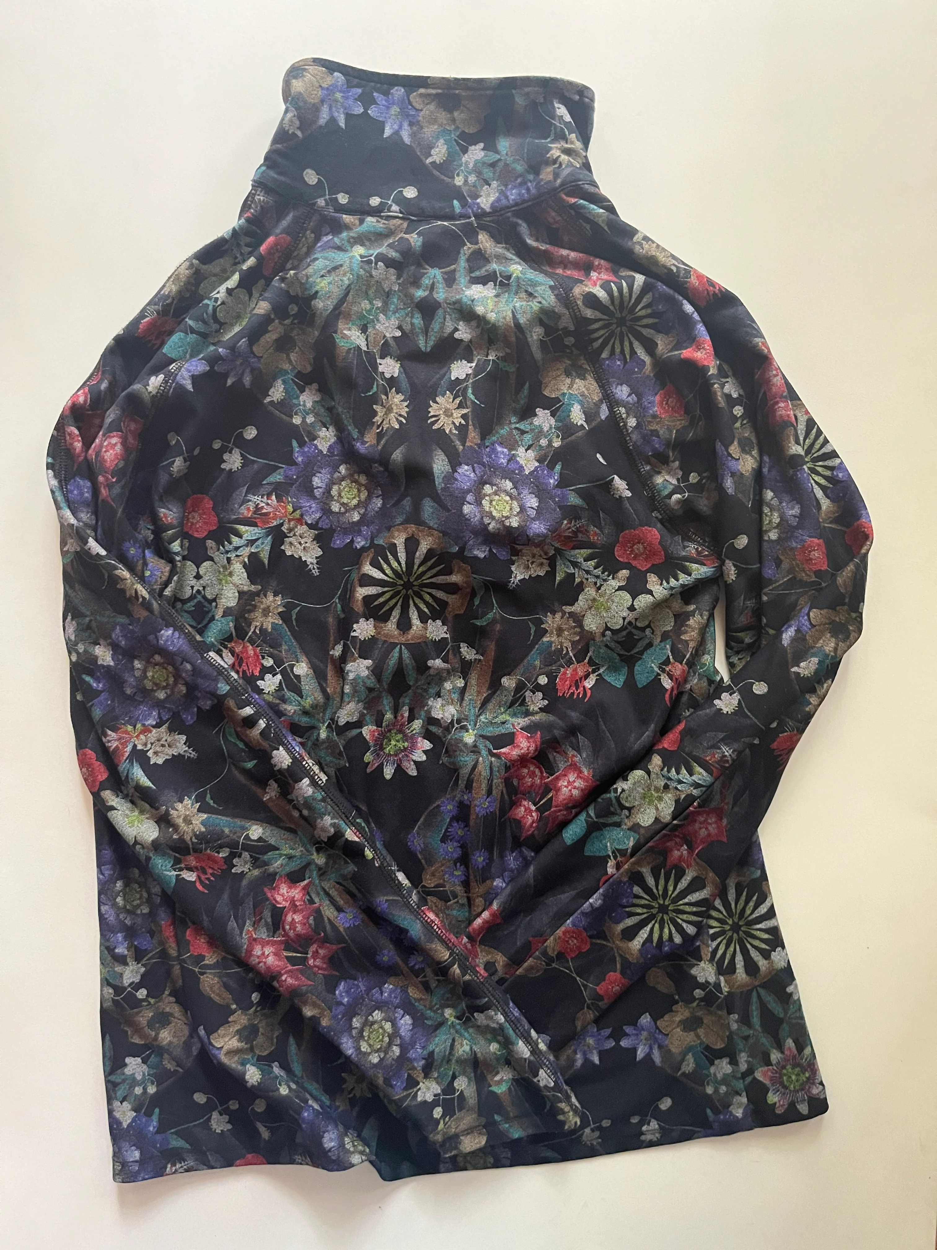 Floral Athletic Jacket Karen Kane, Size M - Image 2