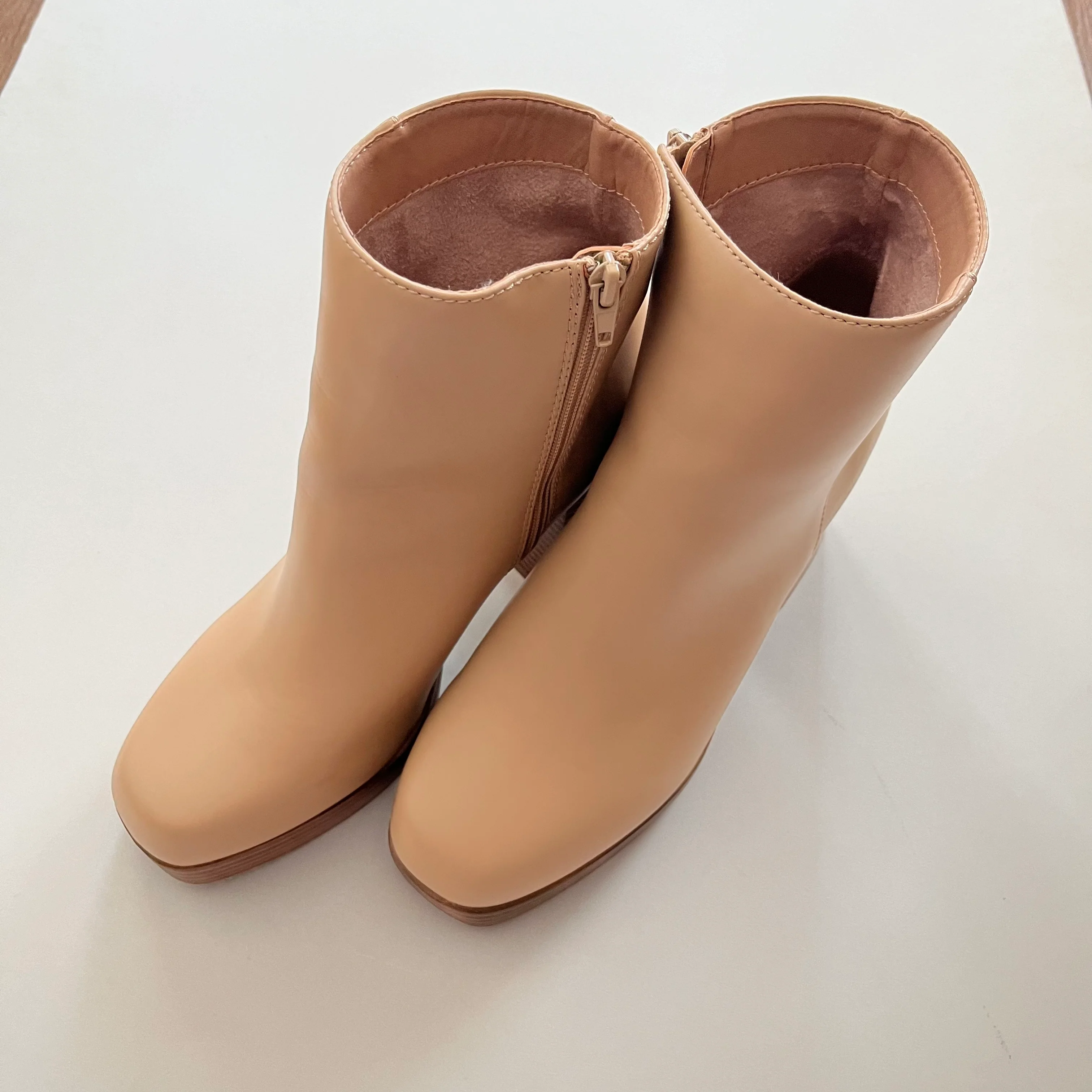 Boots Ankle Heels By True Craft In Tan, Size: 10 - Image 2