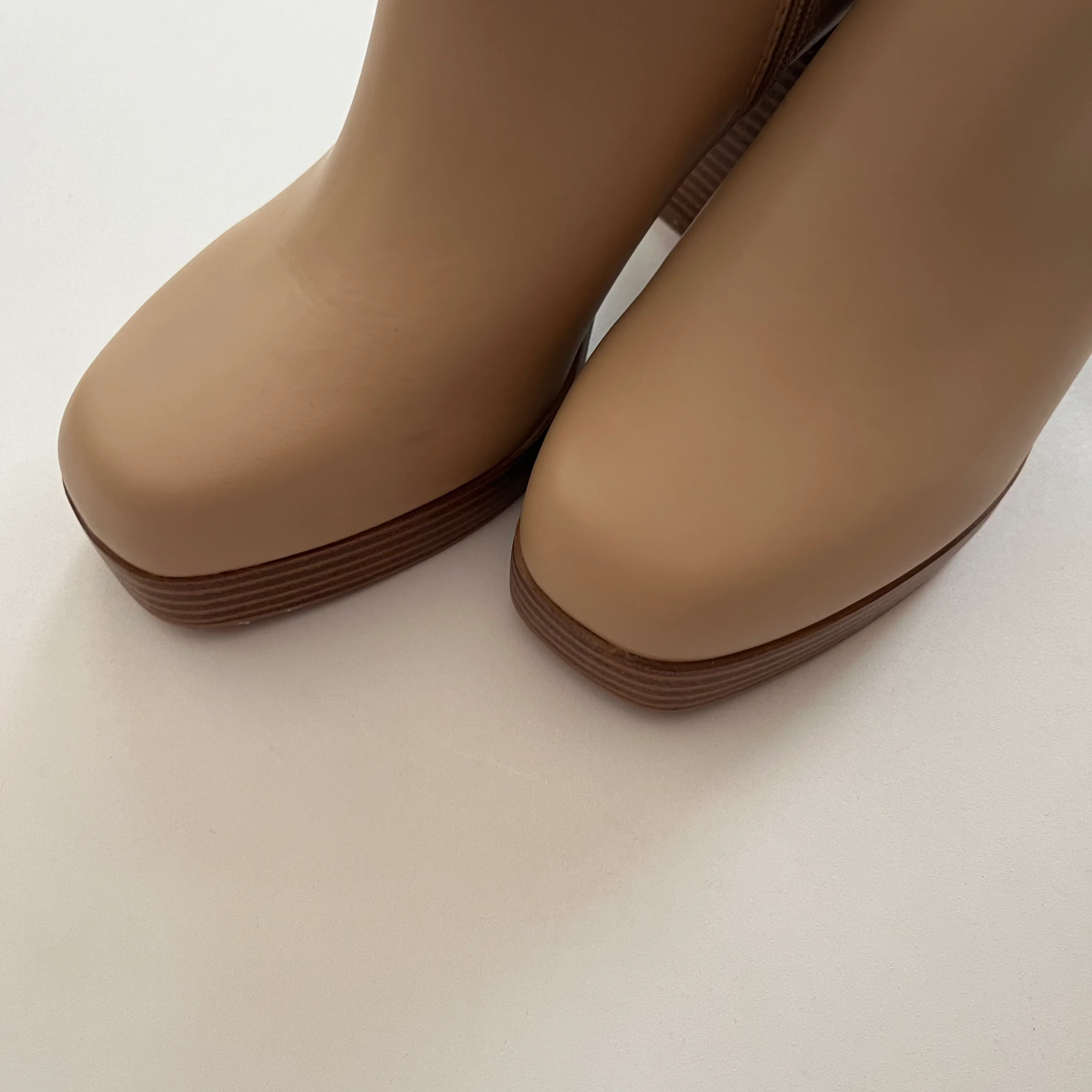 Boots Ankle Heels By True Craft In Tan, Size: 10 - Image 3
