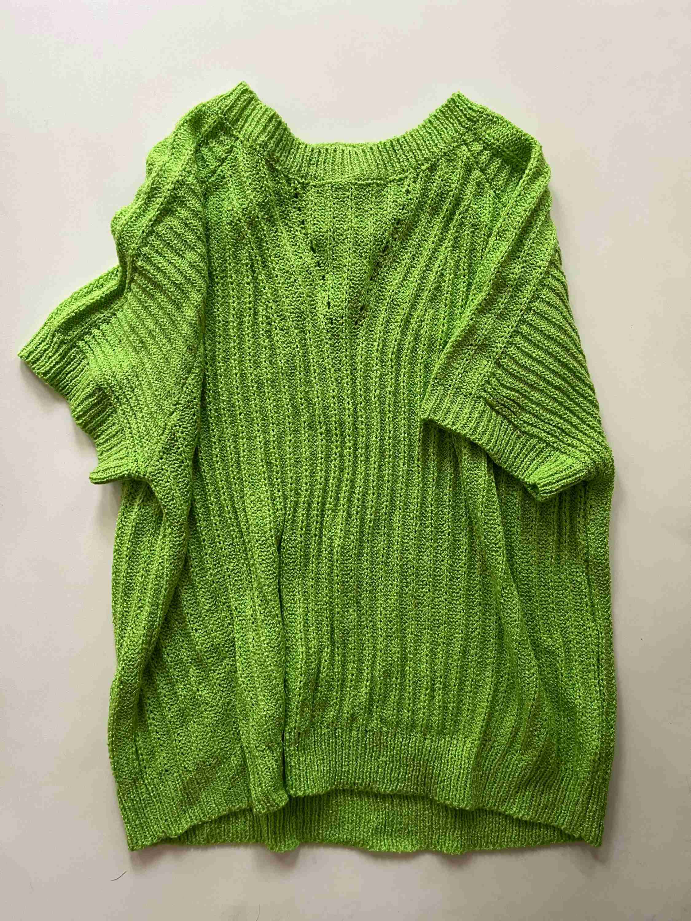 Sweater Short Sleeve By Bibi In Green, Size: S - Image 1