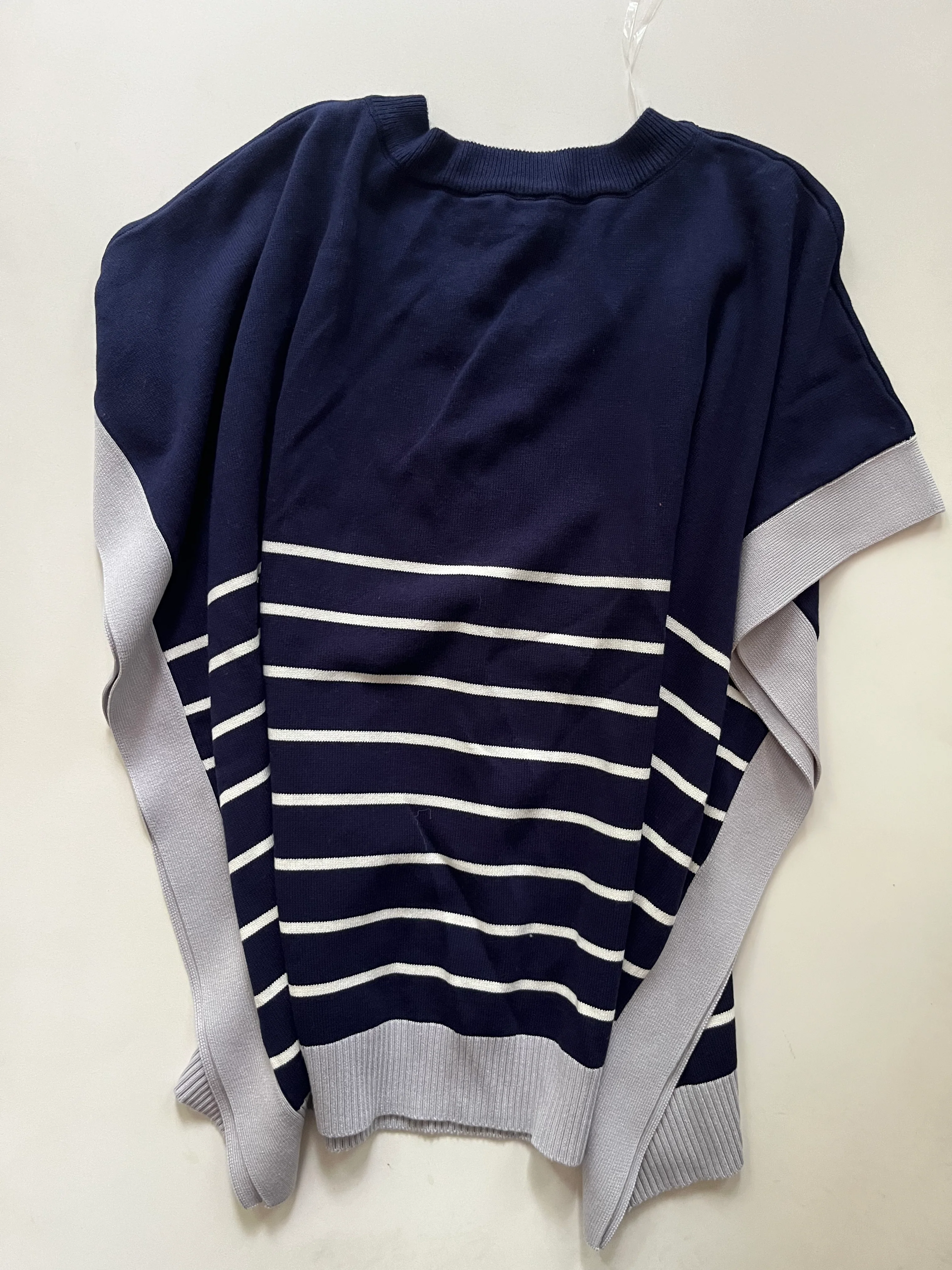 Sweater By Entro In Striped, Size: S - Image 2