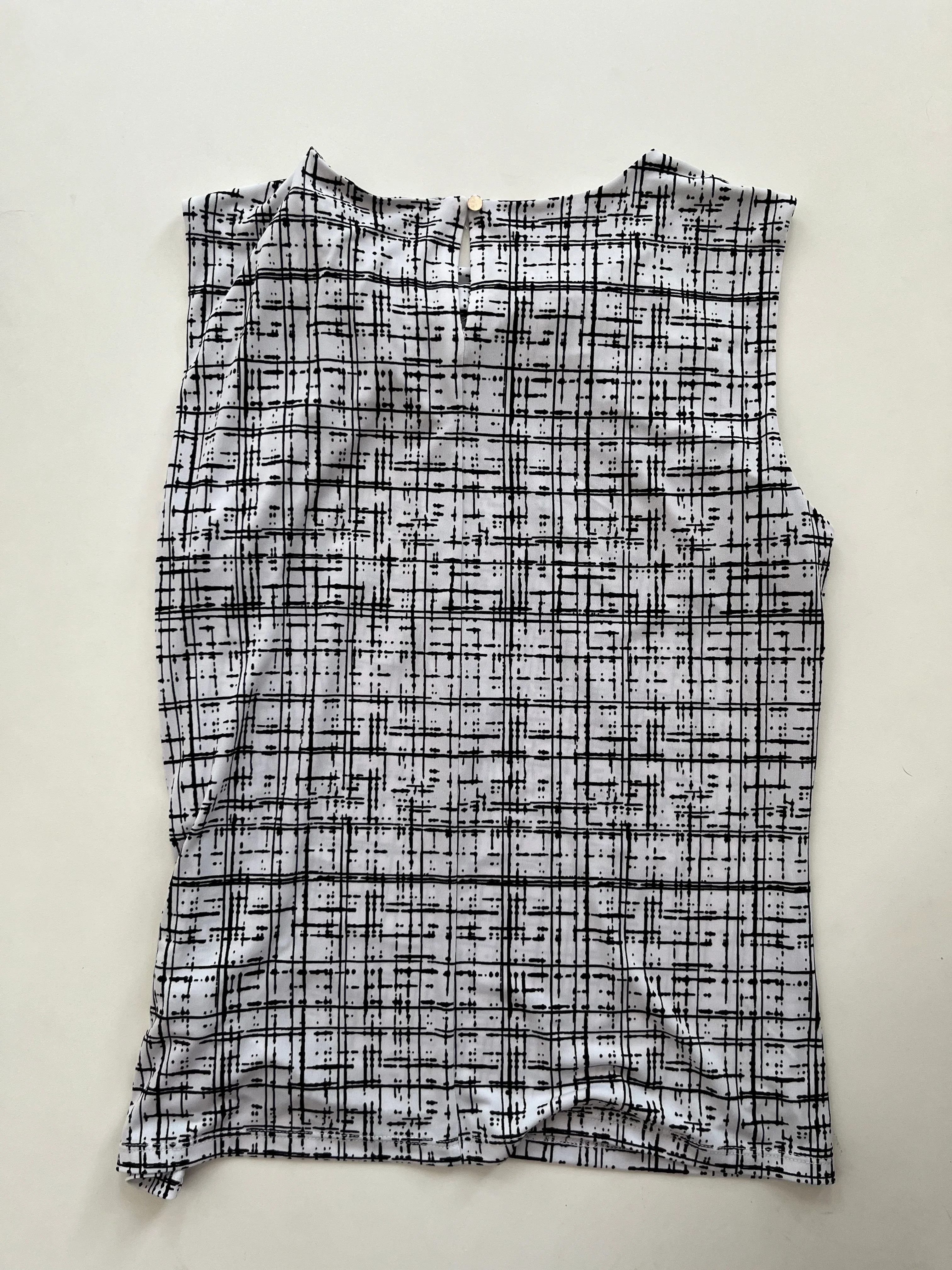 Blouse Sleeveless By Calvin Klein In Black White, Size: M - Image 2