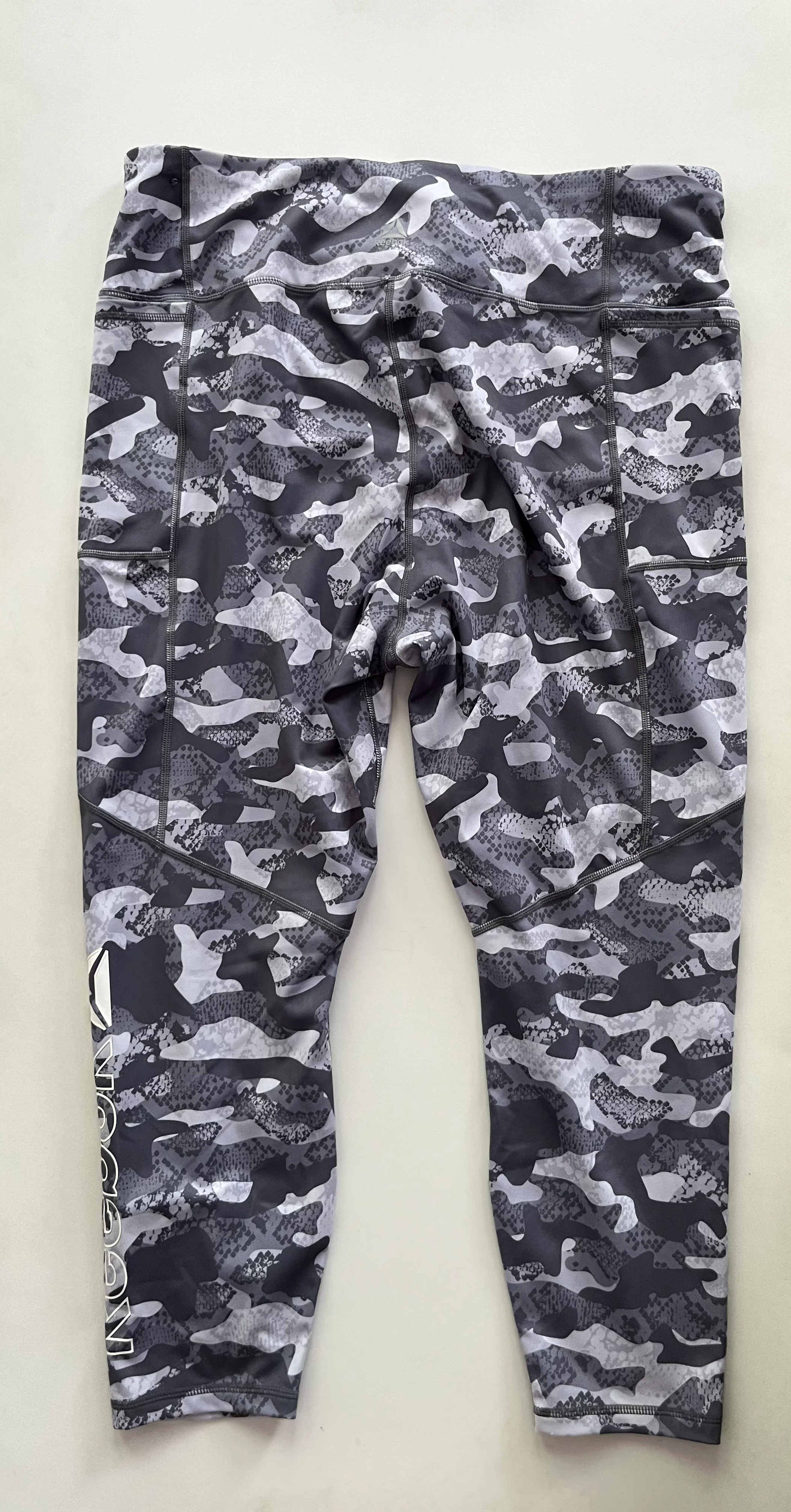 Athletic Leggings By Reebok In Camoflauge, Size: 3x - Image 2