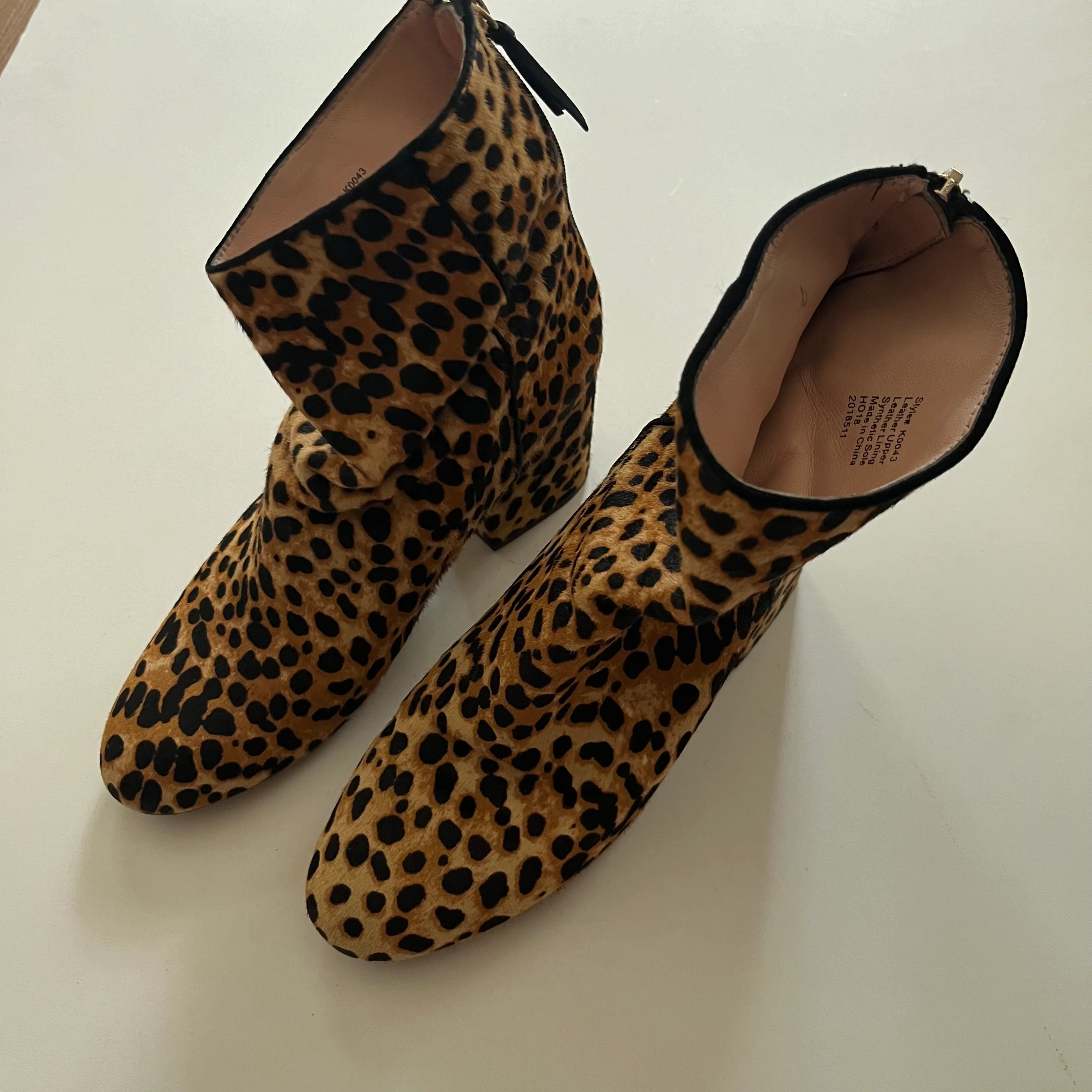 Boots Ankle Heels By J Crew In Animal Print, Size: 8 - Image 2