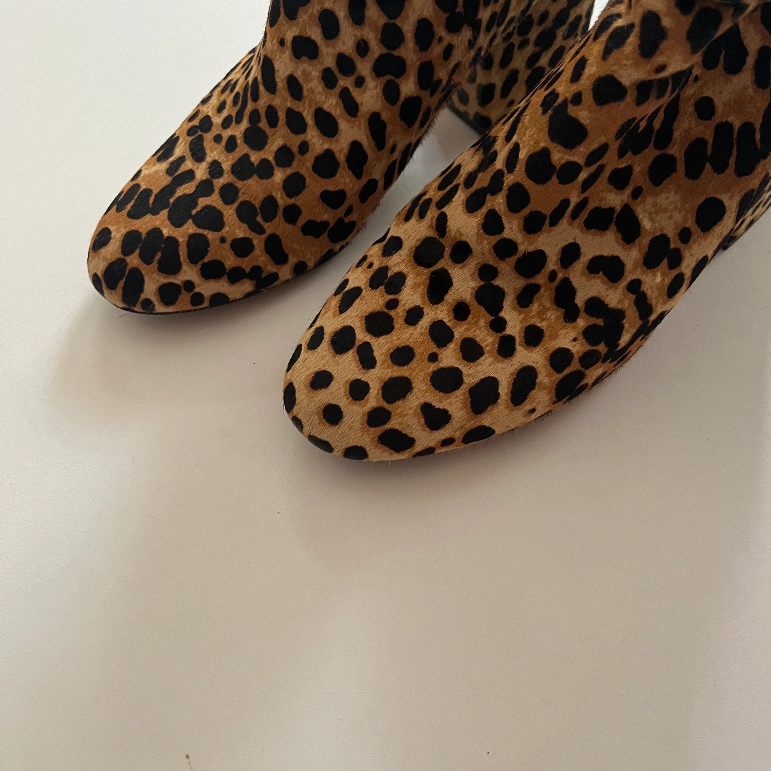 Boots Ankle Heels By J Crew In Animal Print, Size: 8 - Image 3