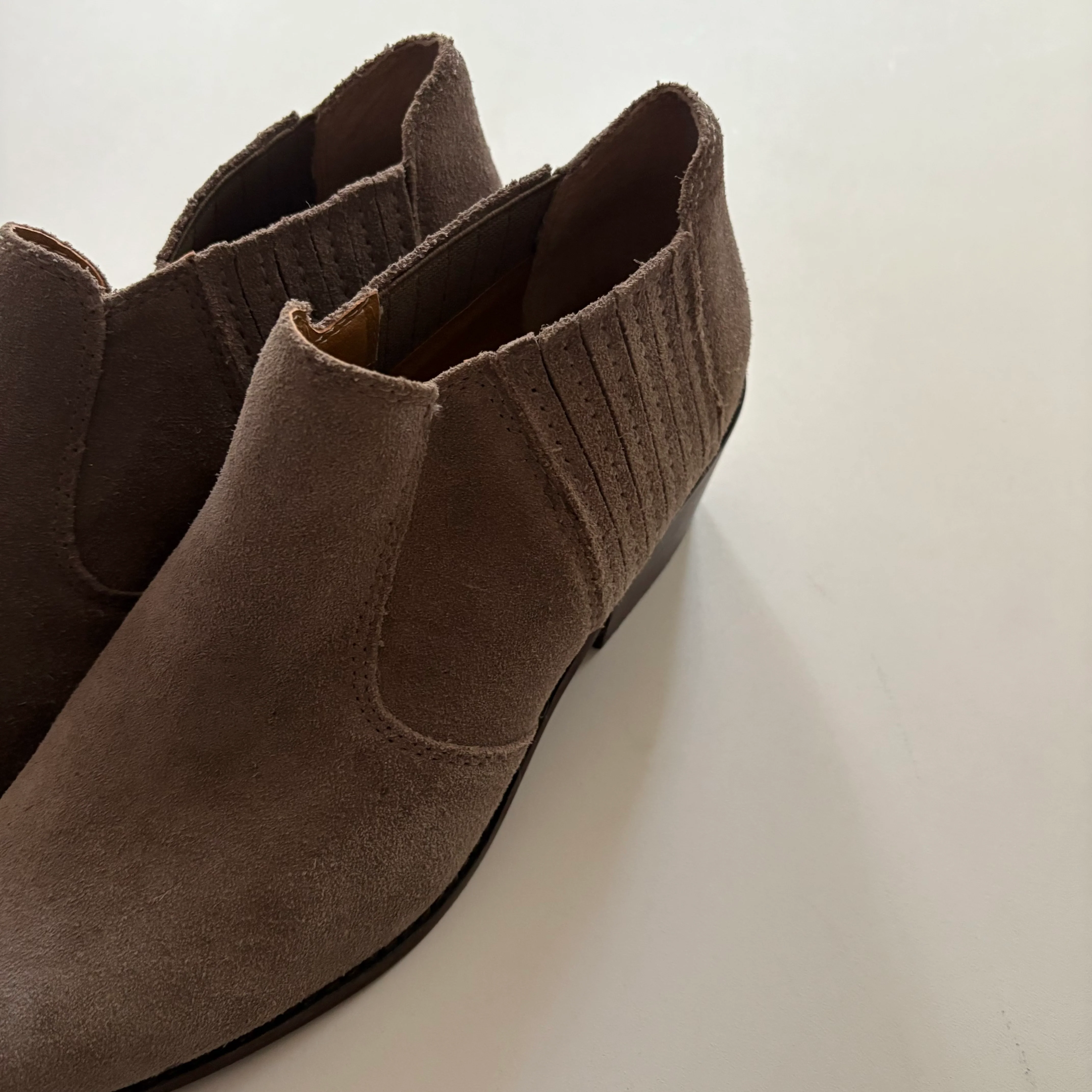 Boots Ankle Heels By Lucky Brand In Taupe, Size: 9 - Image 3