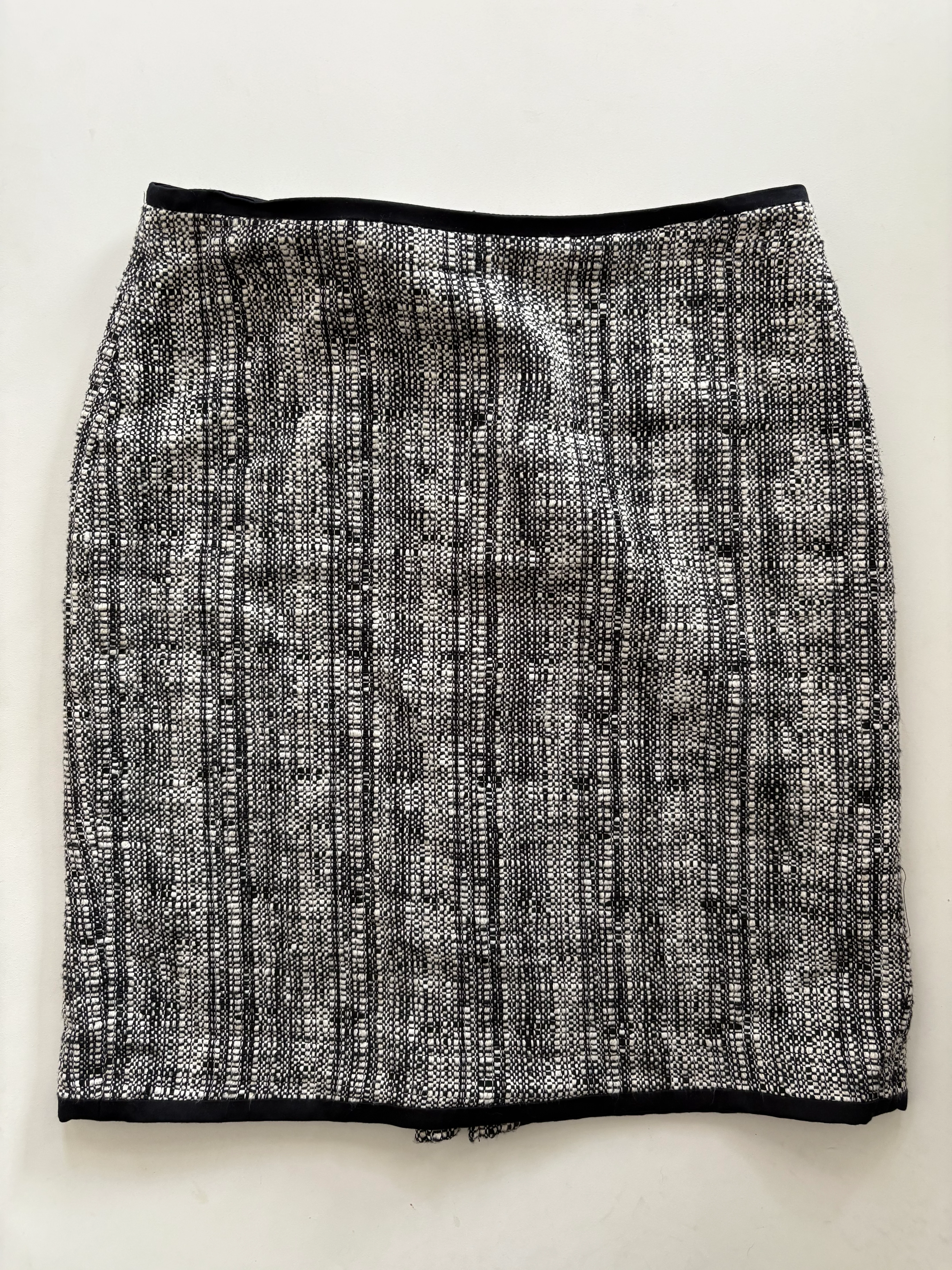 Skirt Midi By Talbots In Black & Cream, Size: 6p - Image 1