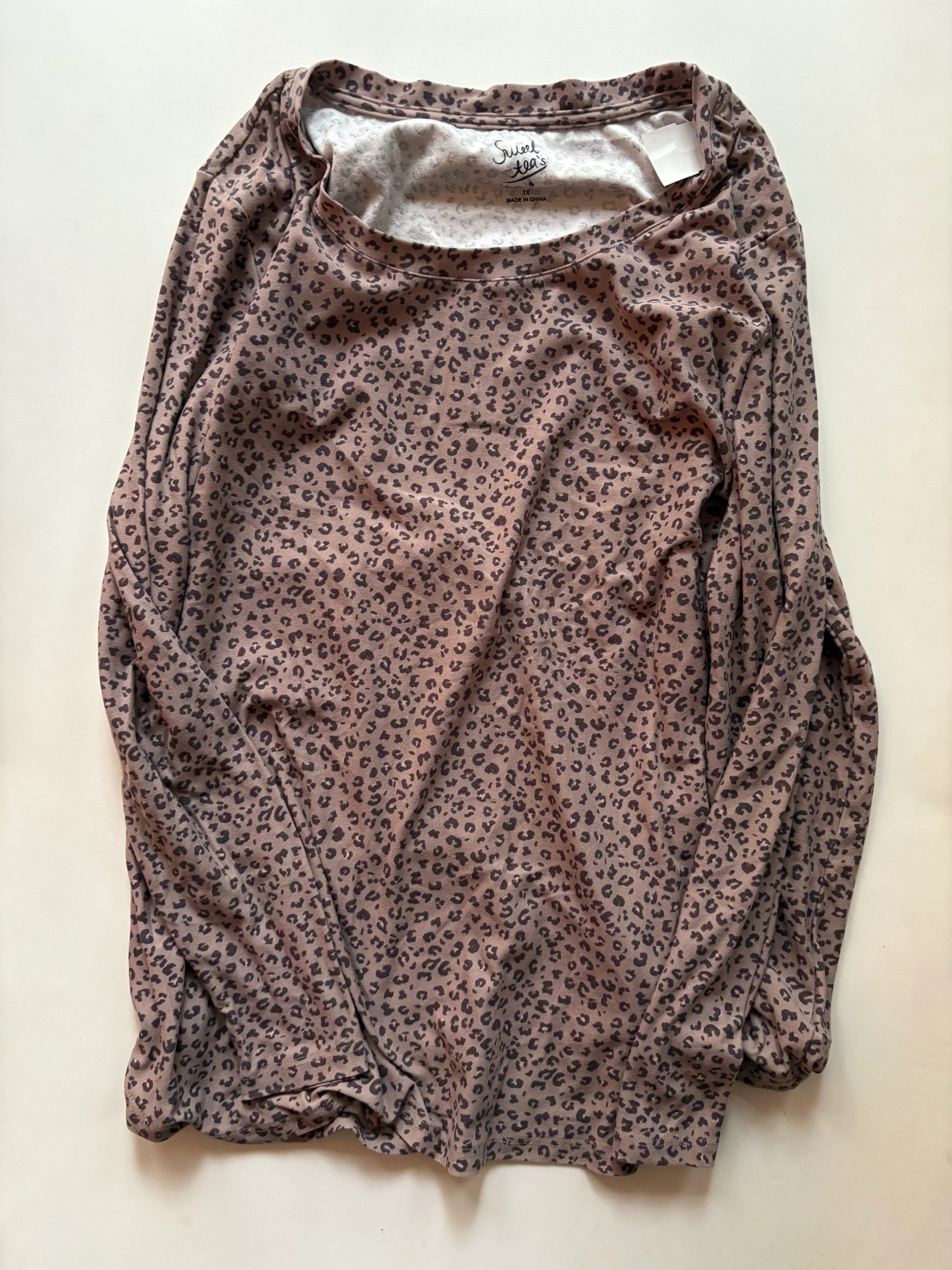 Top Long Sleeve By Pink Rose In Animal Print, Size: 1x - Image 1