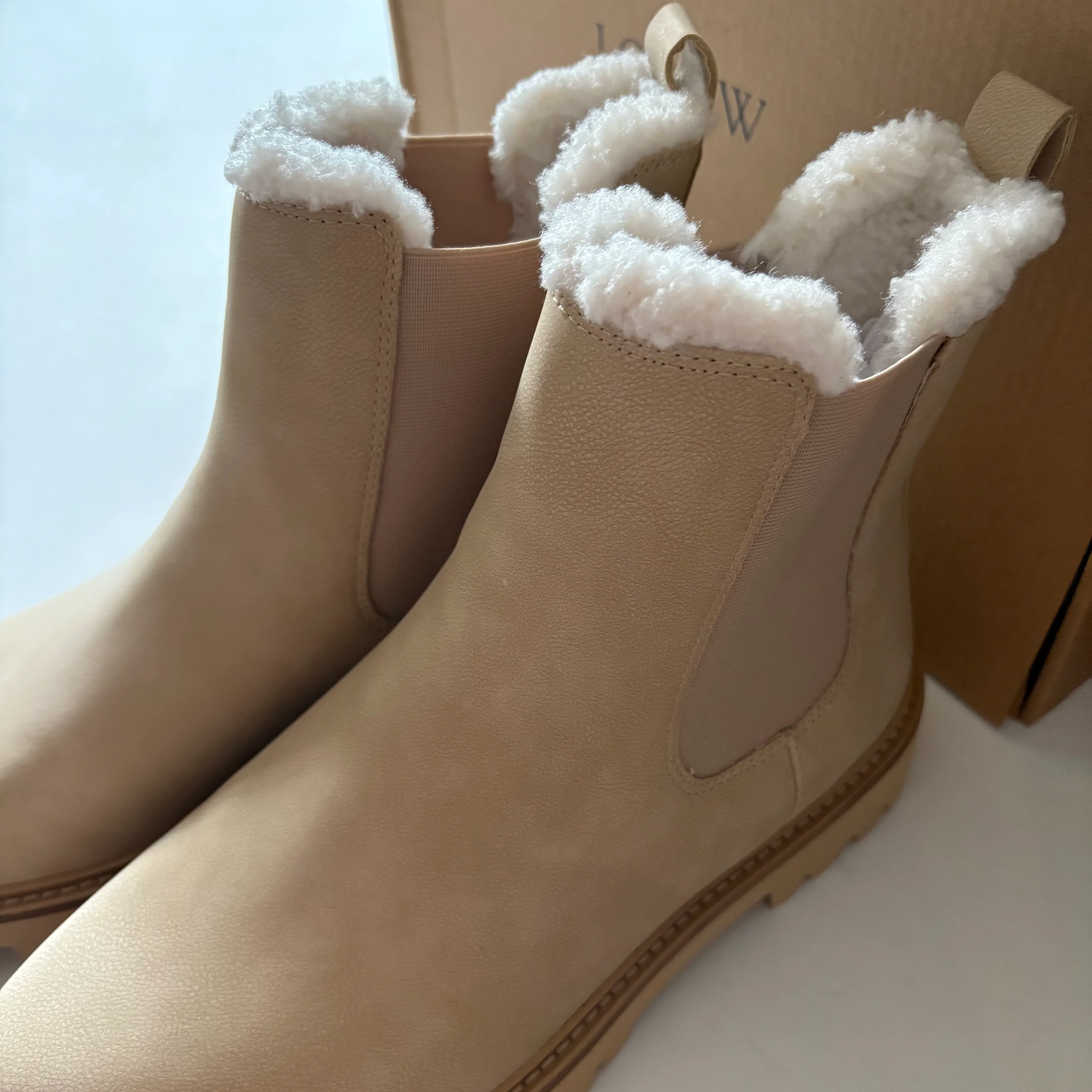 Boots Ankle Flats By J. Crew In Cream, Size: 9.5 - Image 3