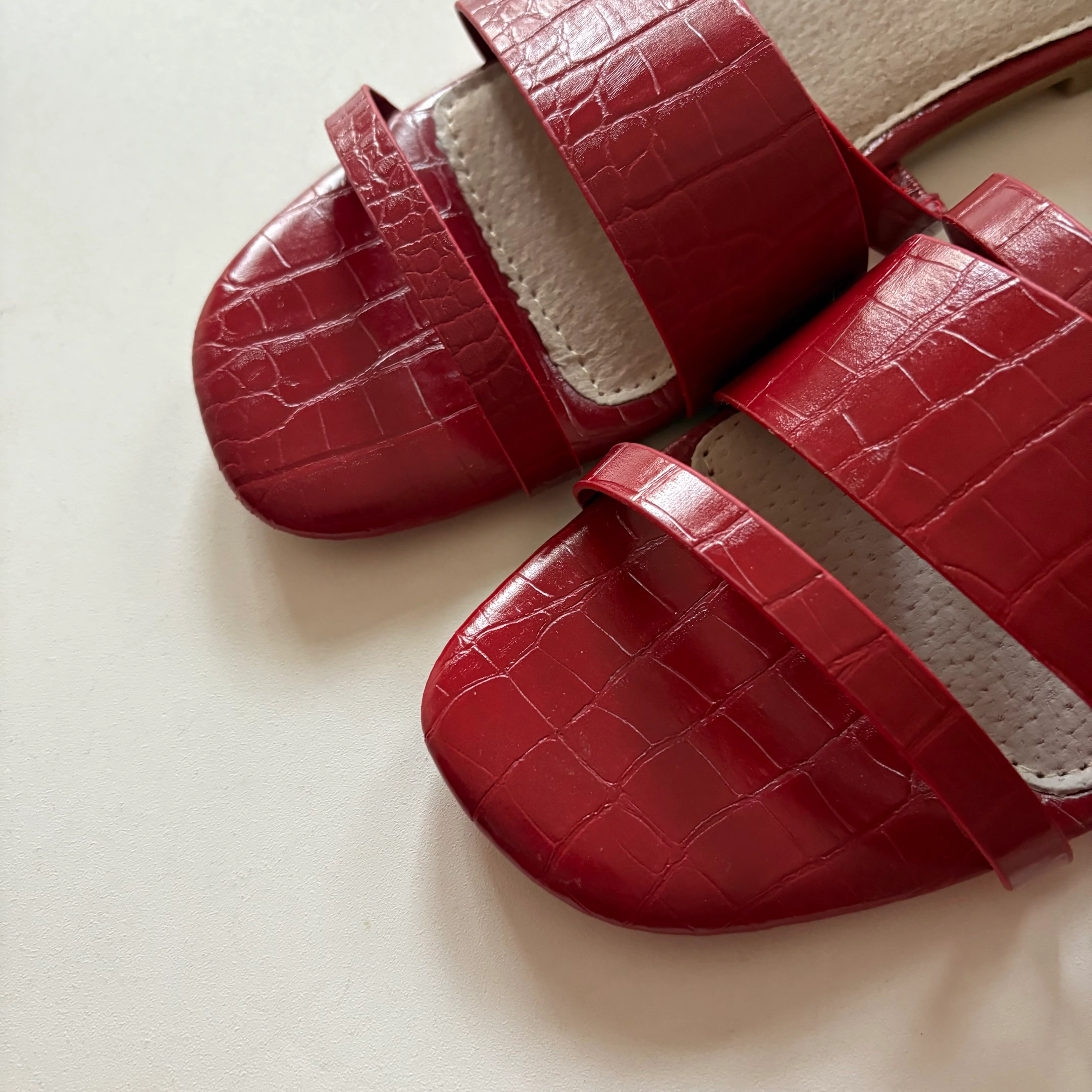 Sandals Flats By Halston In Red, Size: 10 - Image 2