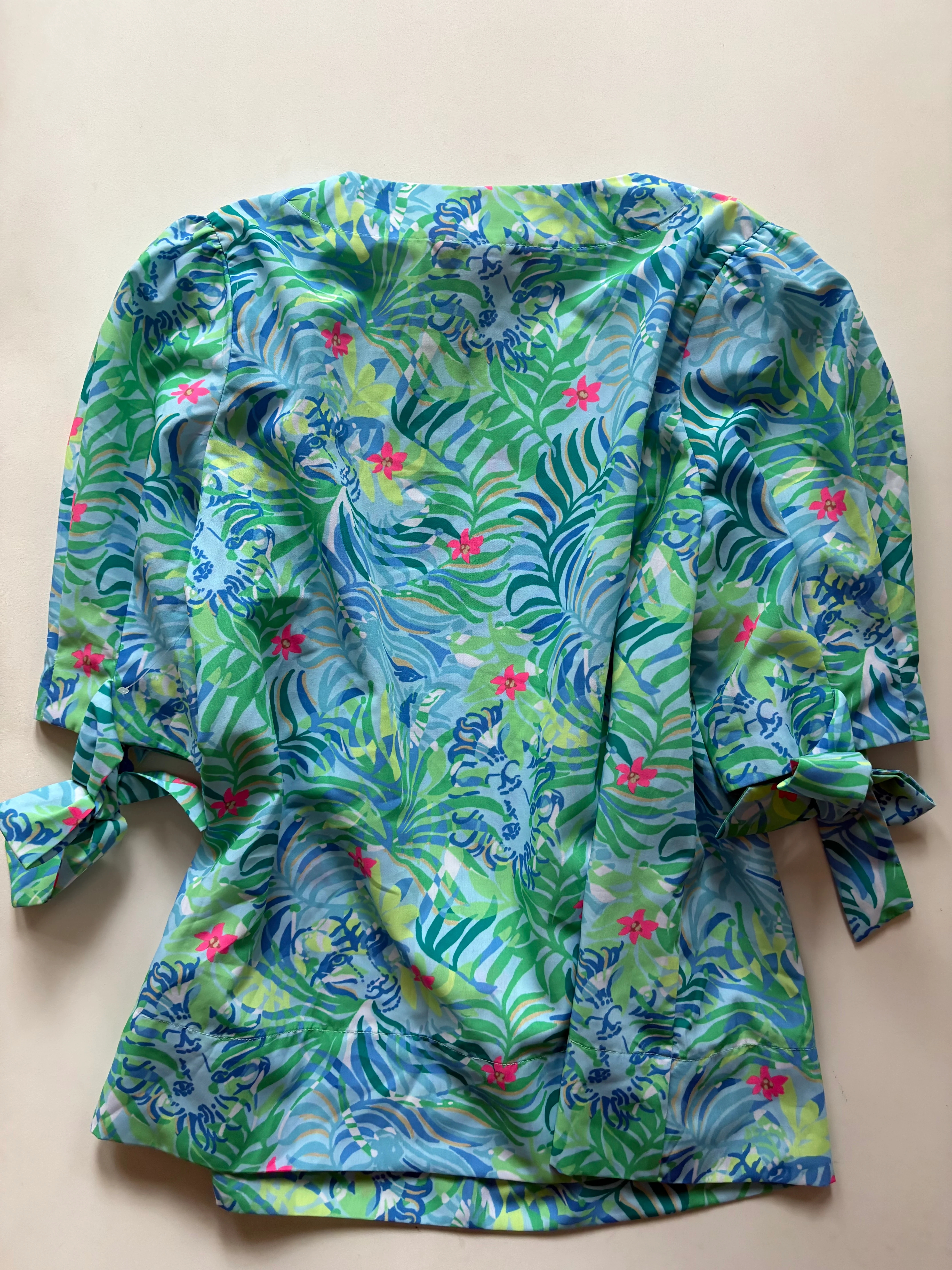Top Short Sleeve By Lilly Pulitzer In Floral Print, Size: S - Image 2