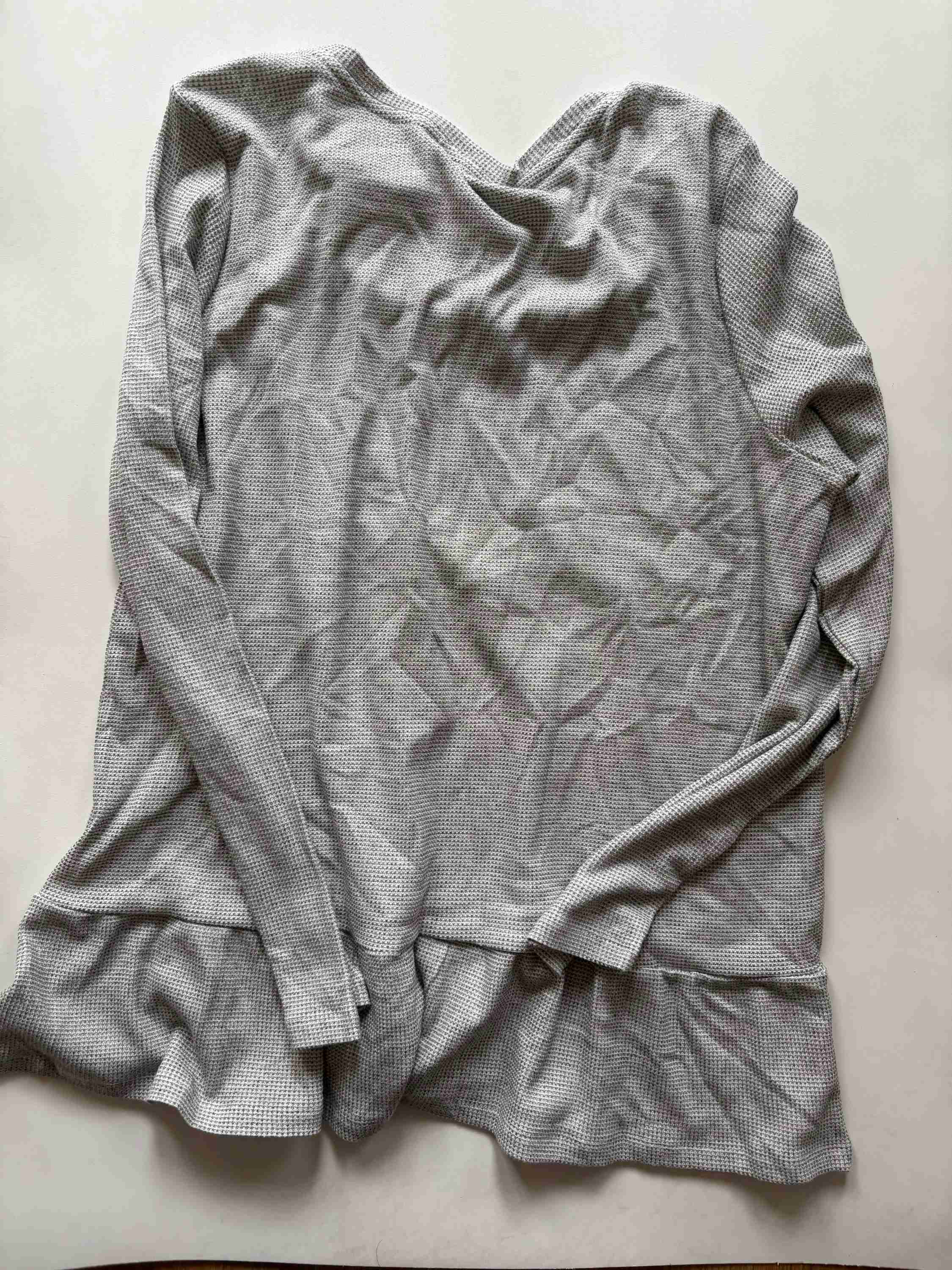 Top Long Sleeve By Jane And Delancey In Grey, Size: L - Image 2