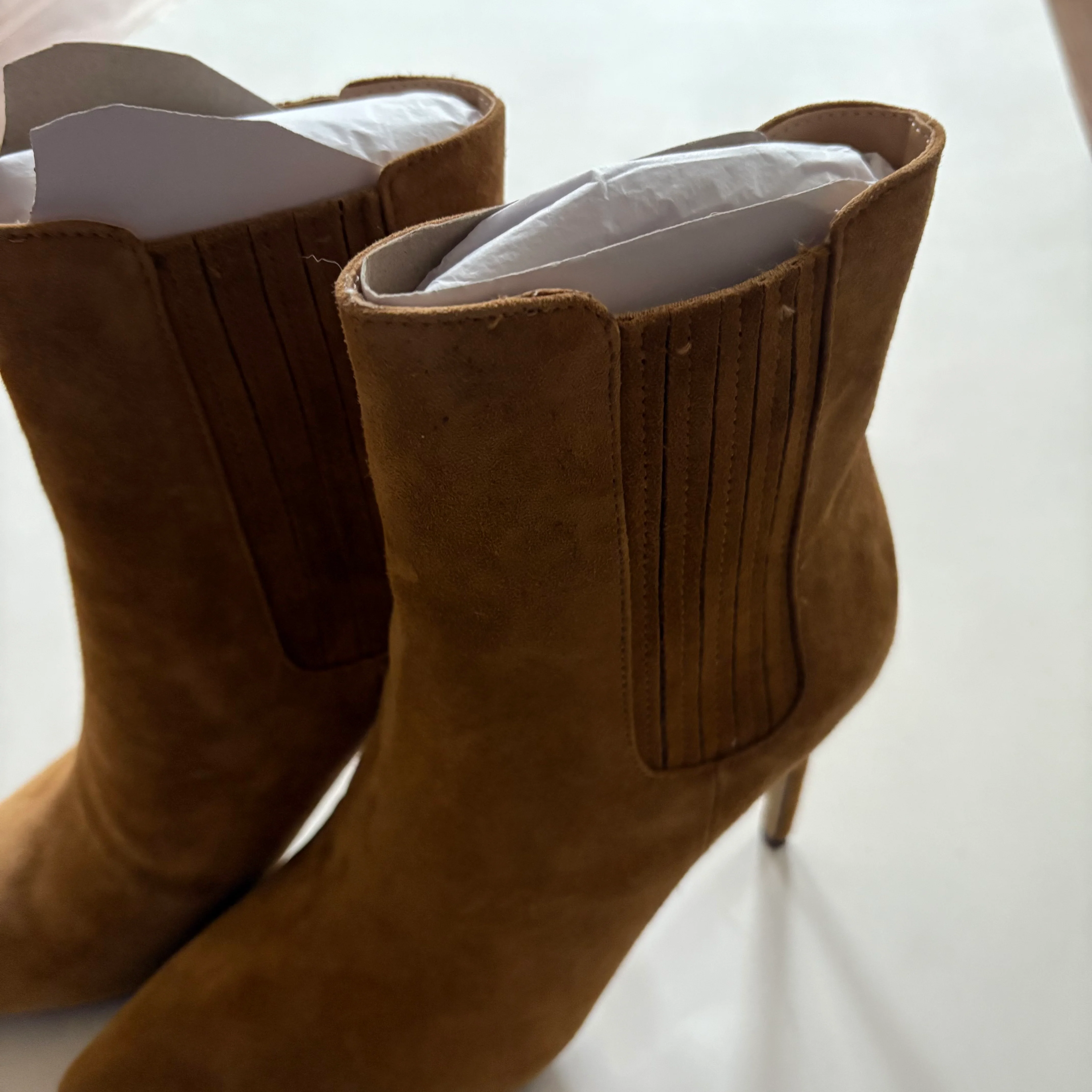 Boots Ankle Heels By Saks Fifth Avenue In Tan, Size: 7.5 - Image 3