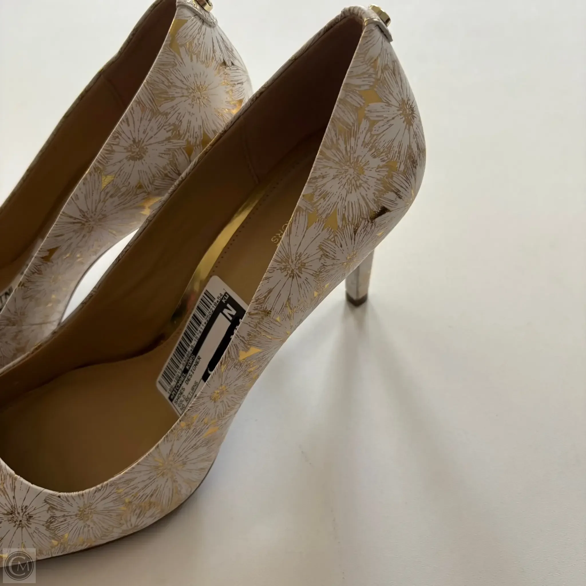 Shoes Designer By Michael Kors In Gold, Size: 9.5 - Image 3