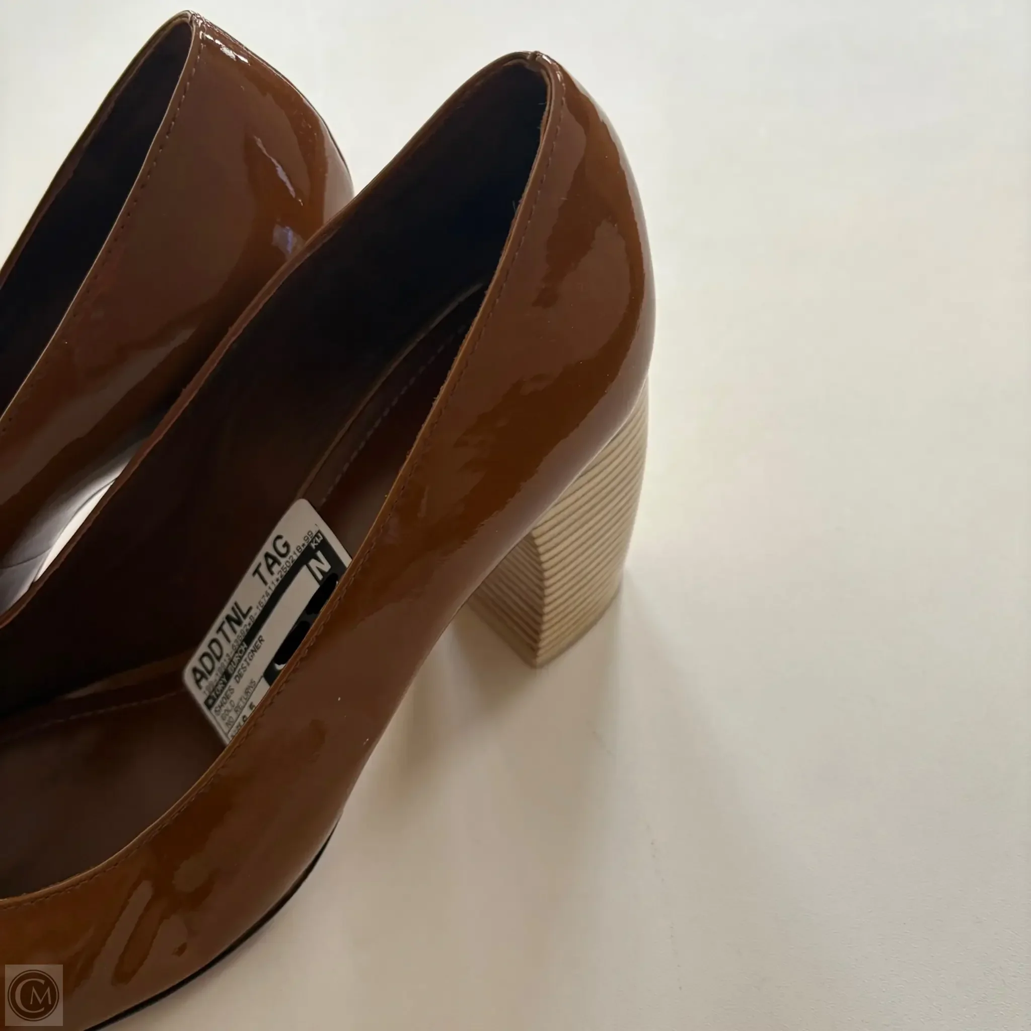 Shoes Designer By Tory Burch In Gold, Size: 9.5 - Image 3