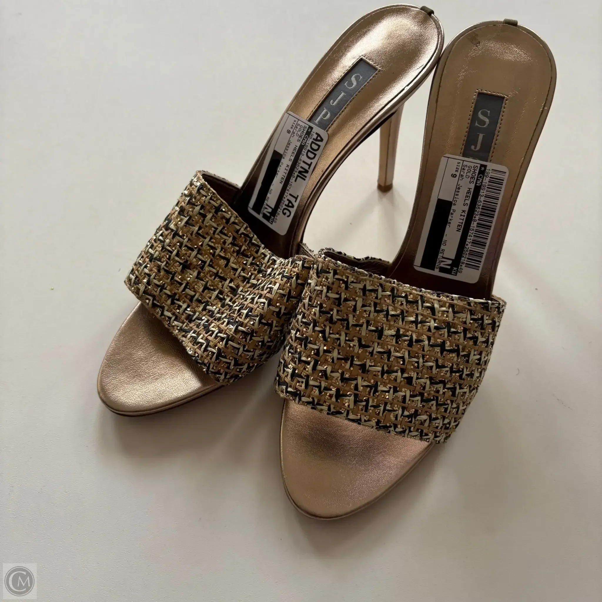 Shoes Heels Kitten By Sarah Jessica Parker In Gold, Size: 9 - Image 2