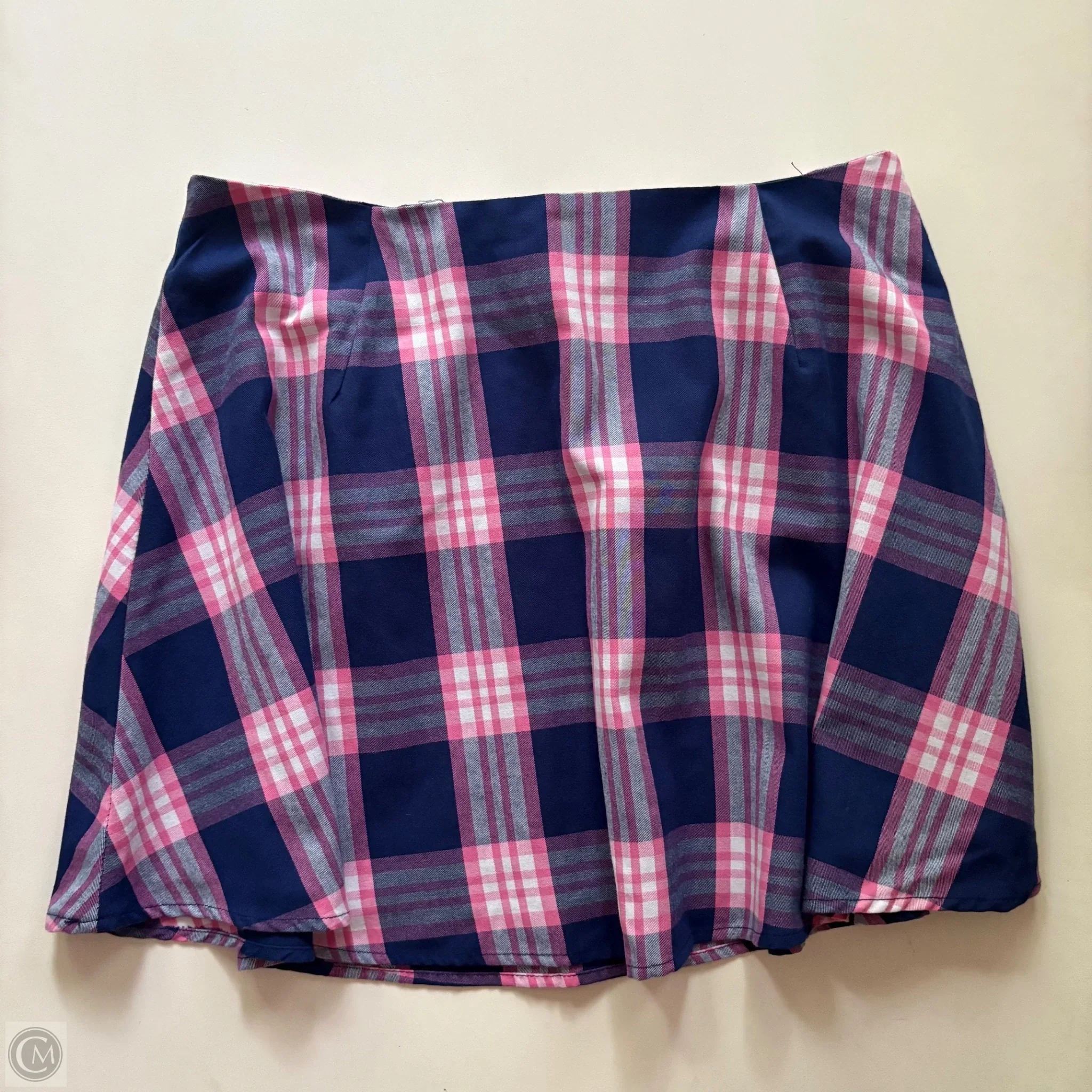 Skirt Mini & Short By Crown And Ivy In Plaid Pattern, Size: 10 - Image 1