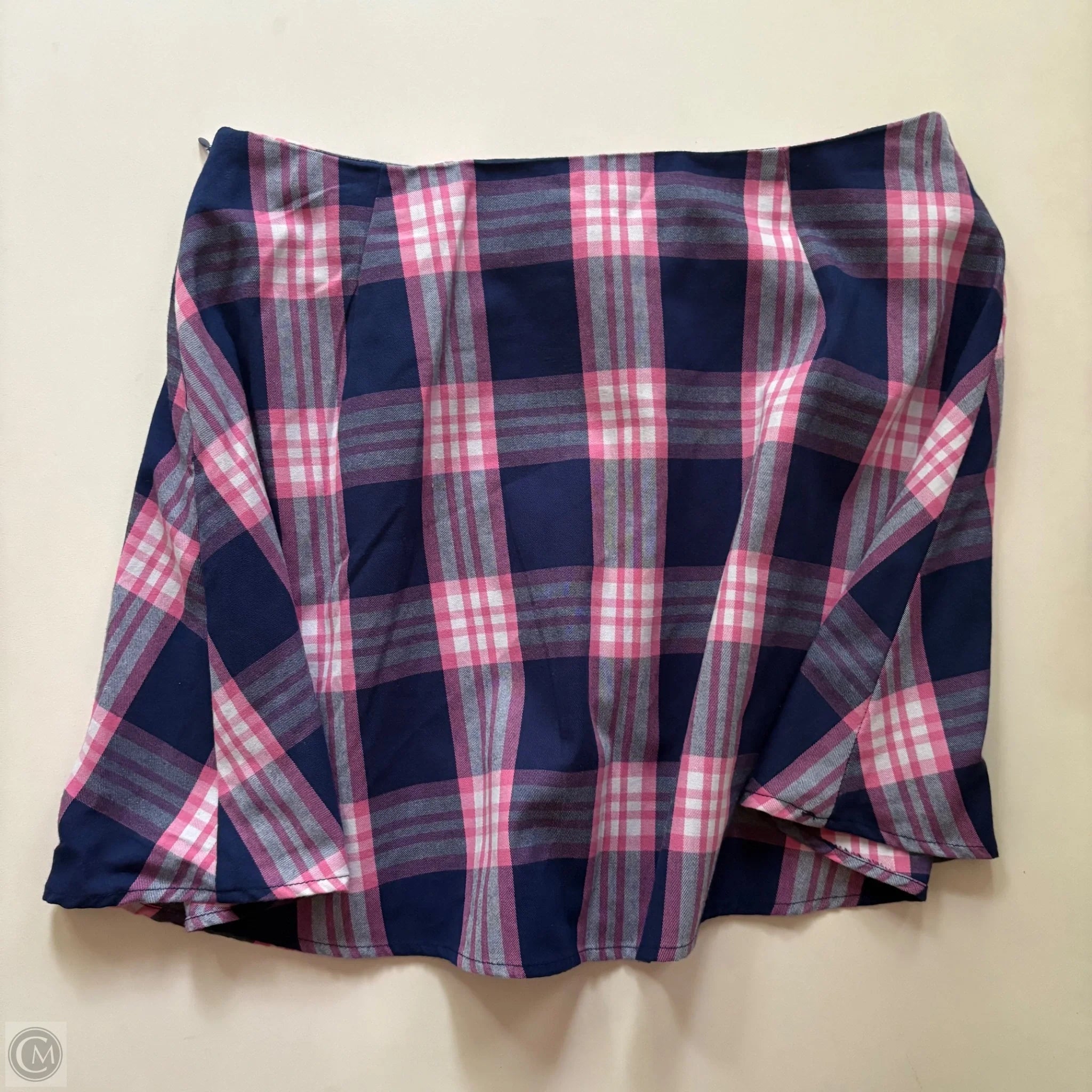 Skirt Mini & Short By Crown And Ivy In Plaid Pattern, Size: 10 - Image 2