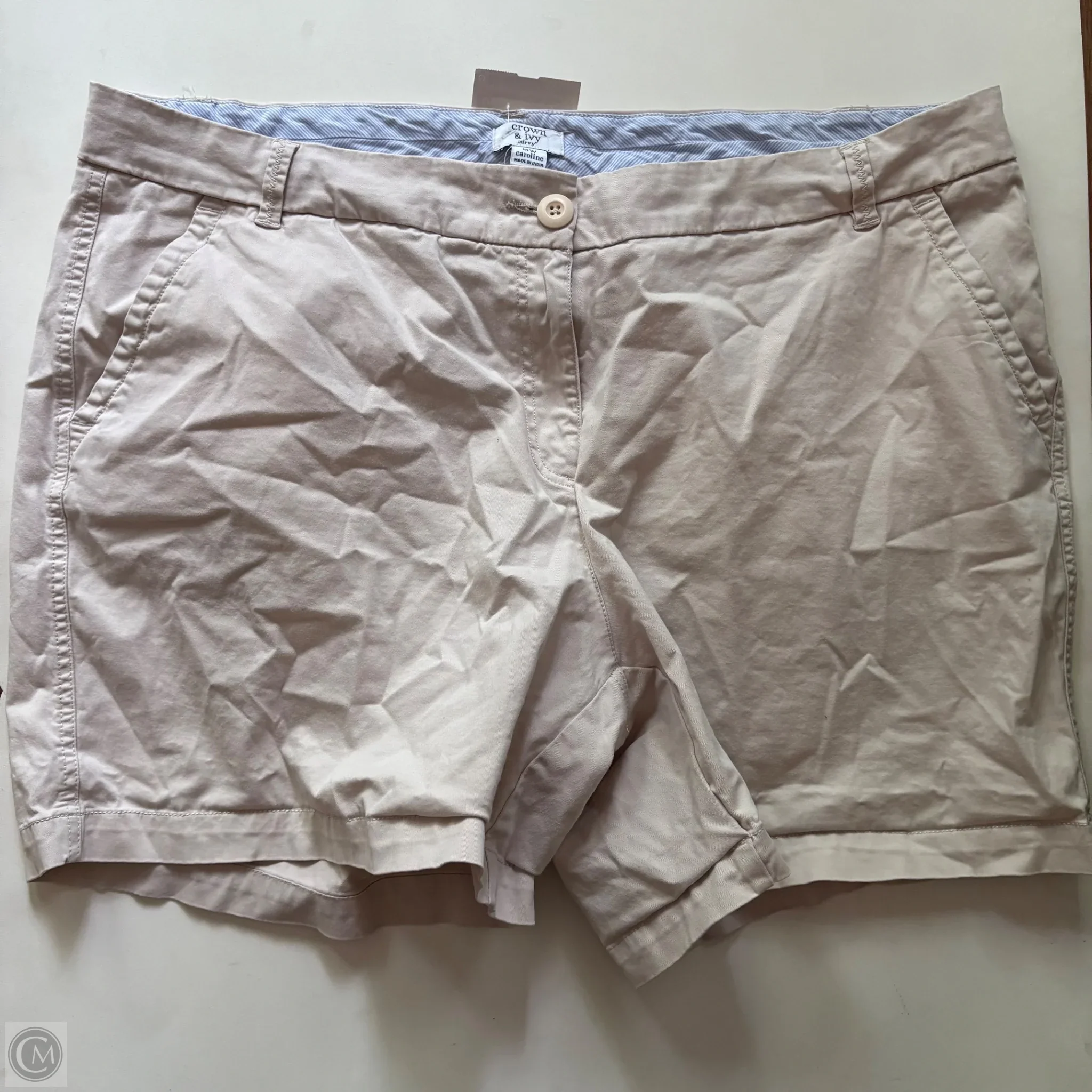 Shorts By Crown And Ivy In Tan, Size: 18 - Image 1