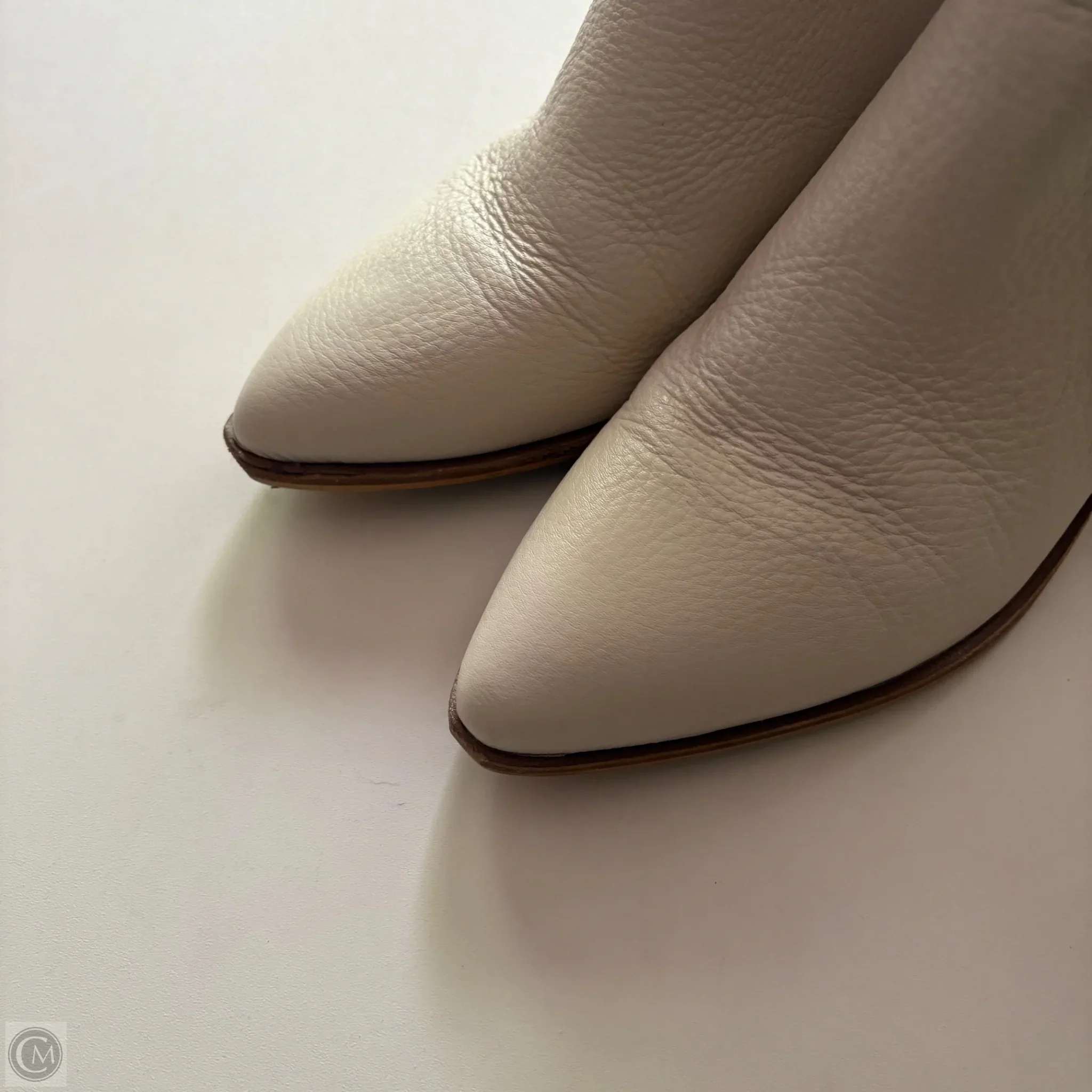 Boots Ankle Heels By Chinese Laundry In Cream, Size: 9.5 - Image 2
