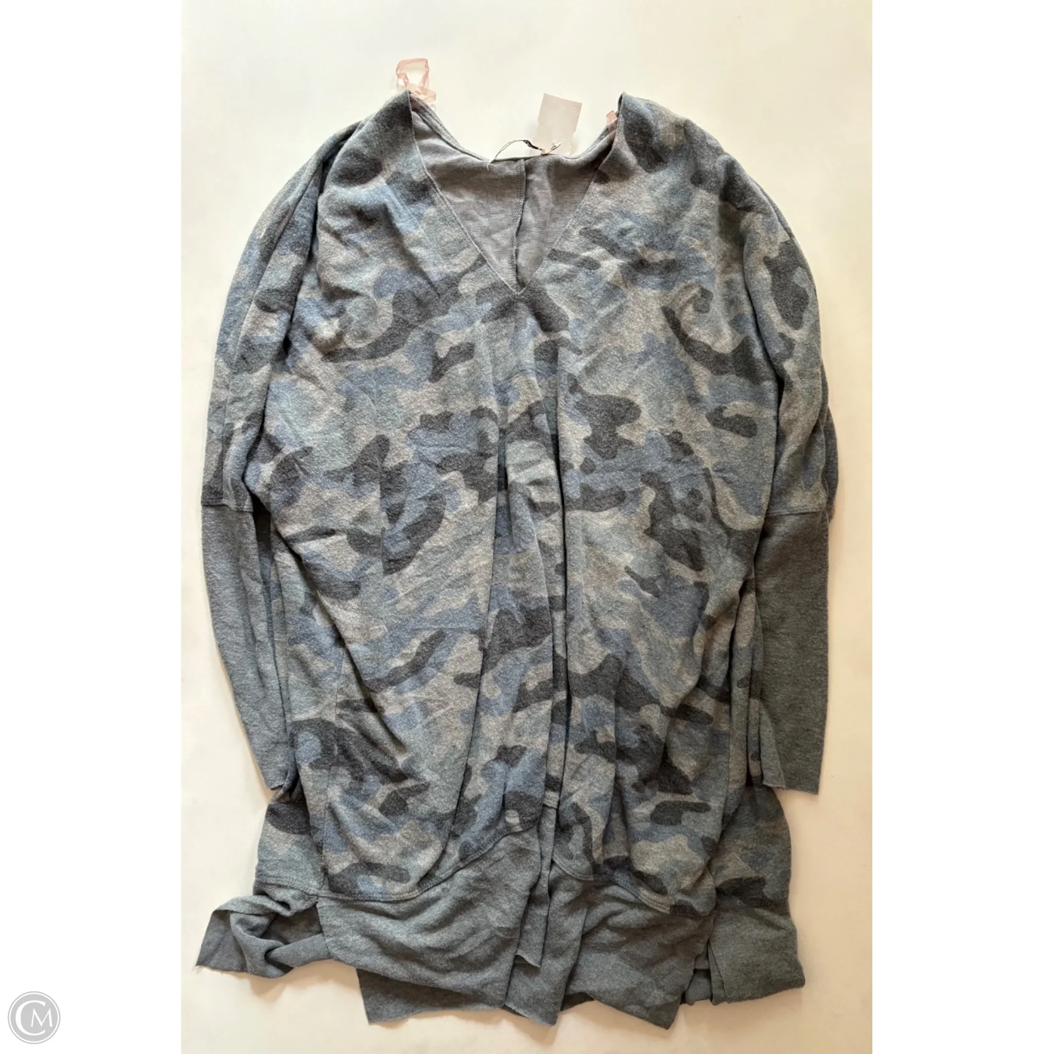 Top Long Sleeve By Chance or Fate In Camouflage Print, Size: 2x - Image 1
