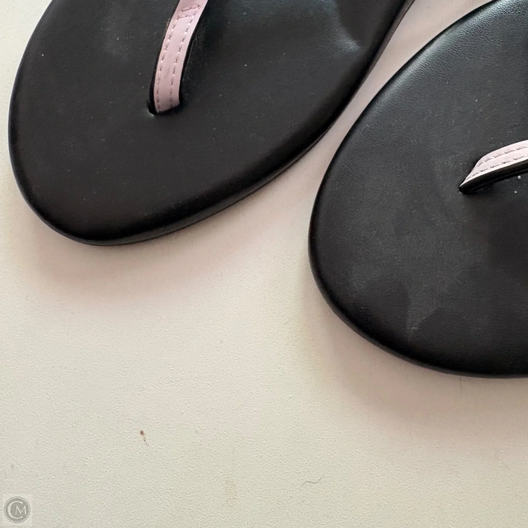 Sandals Flip Flops By solei In Black, Size: 9 - Image 3