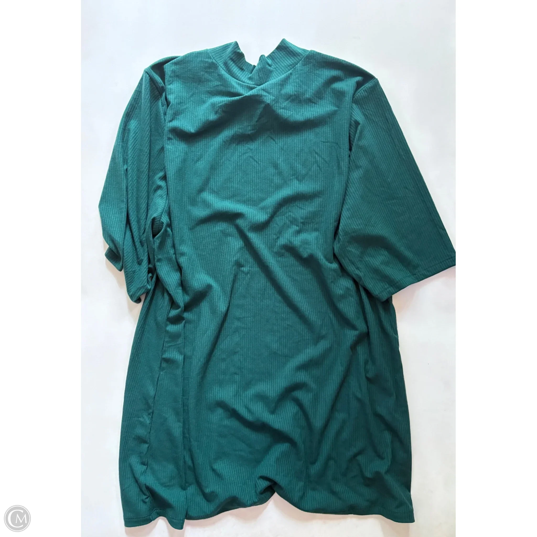 Top Short Sleeve By Torrid In Green, Size: 3x - Image 2