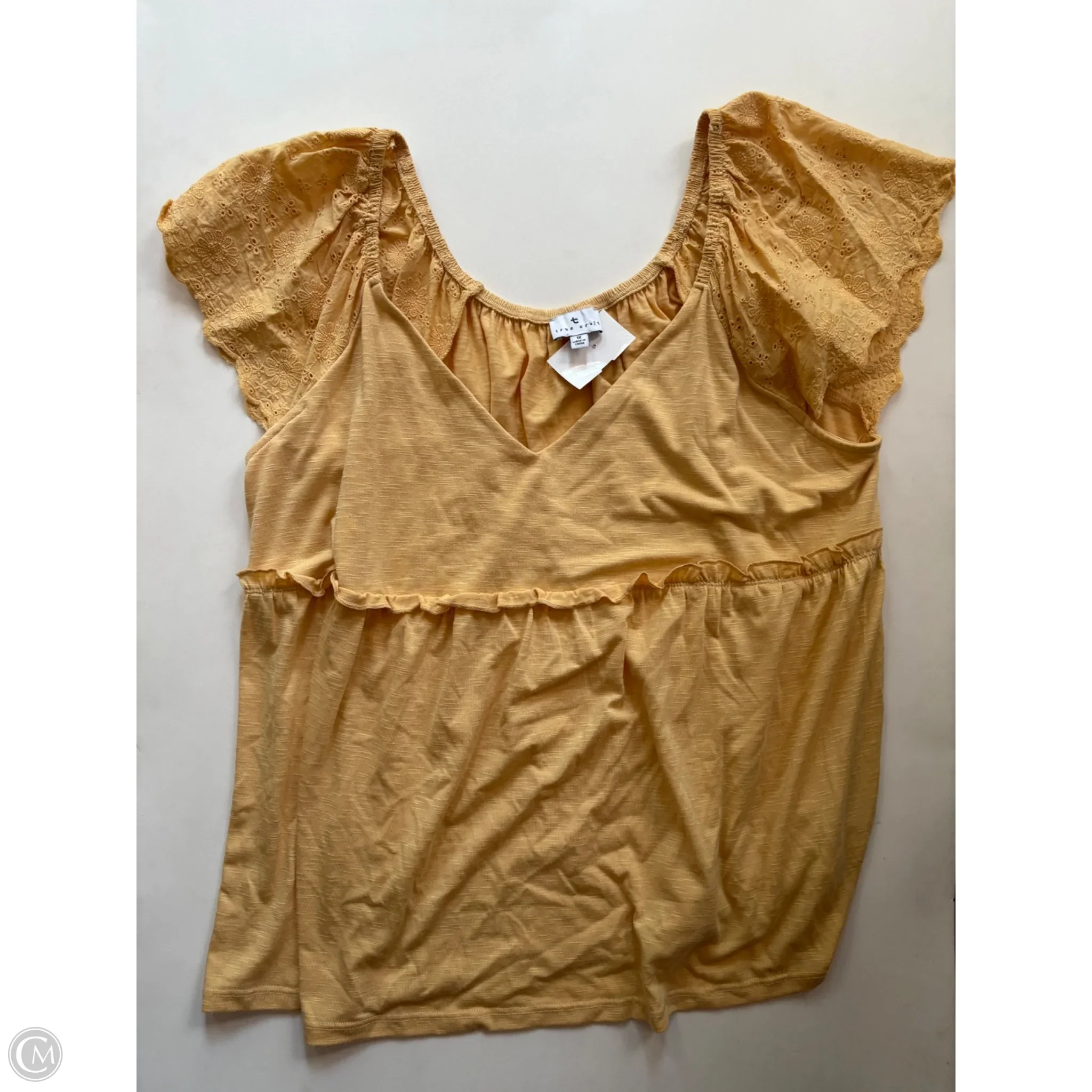 Top Short Sleeve By True Craft In Yellow, Size: 1x - Image 1