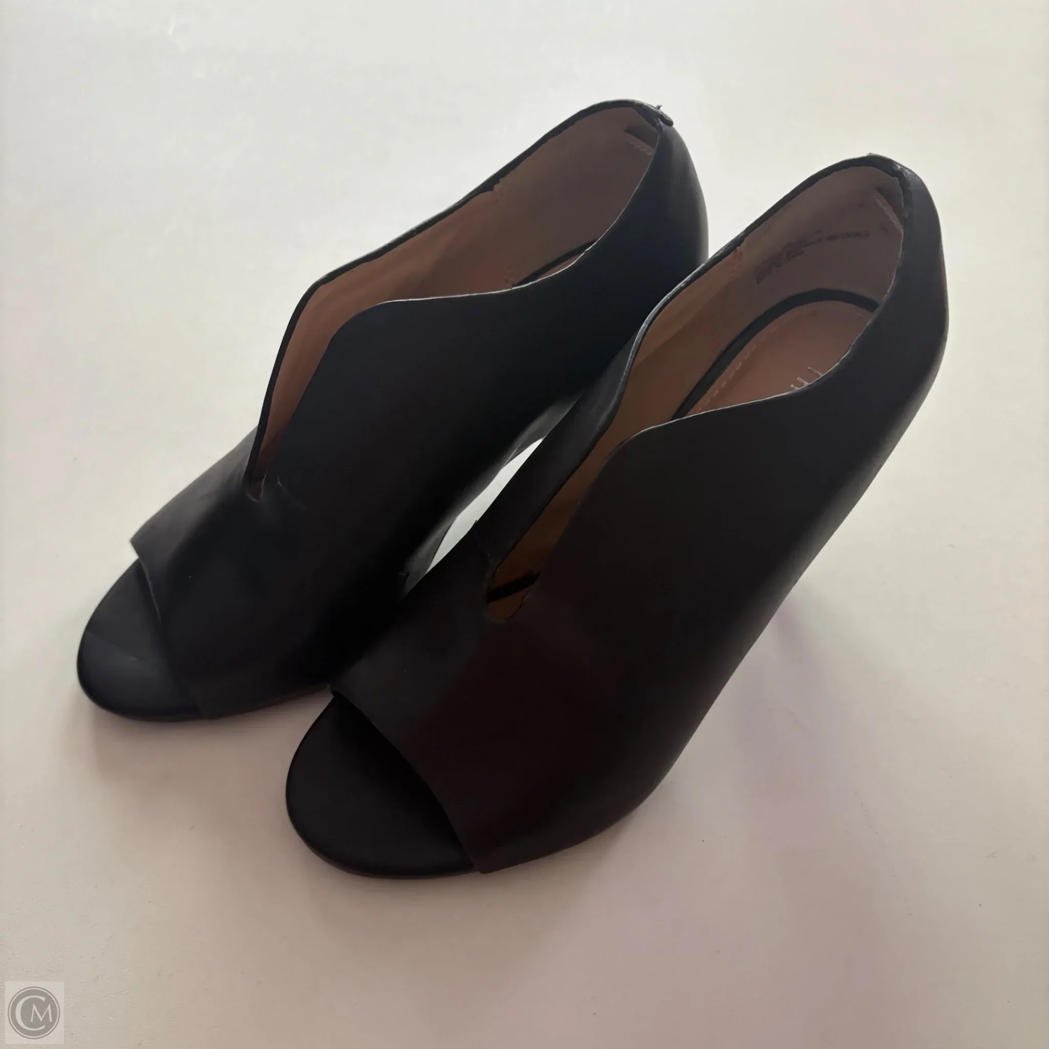 Shoes Heels Block By Limited In Black, Size: 6 - Image 1