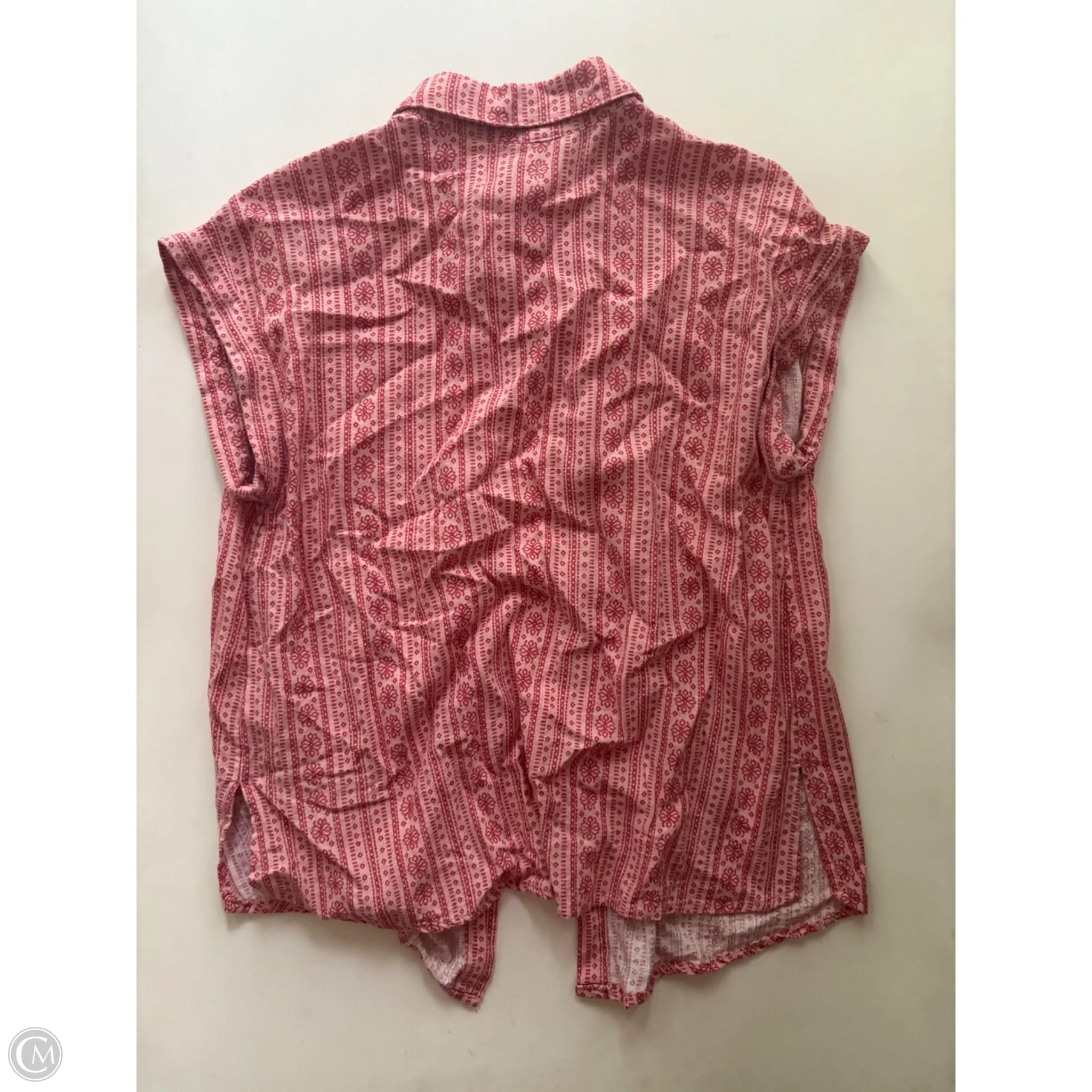 Top Short Sleeve By True Craft In Red, Size: M - Image 2